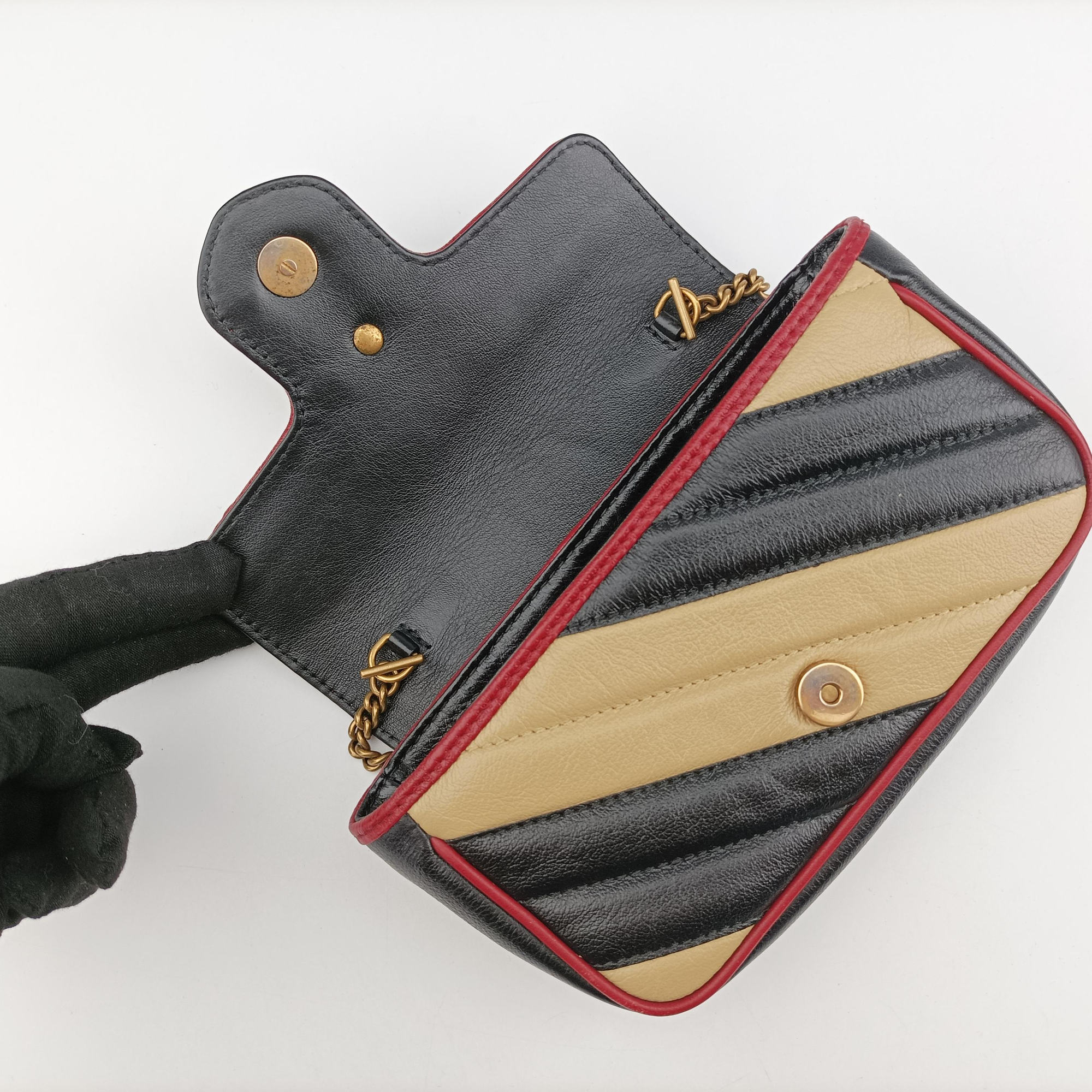 Pre-owned Gucci GG Marmont Black×Beige×Red Leather 574969 shoulderbag | stylenewstar