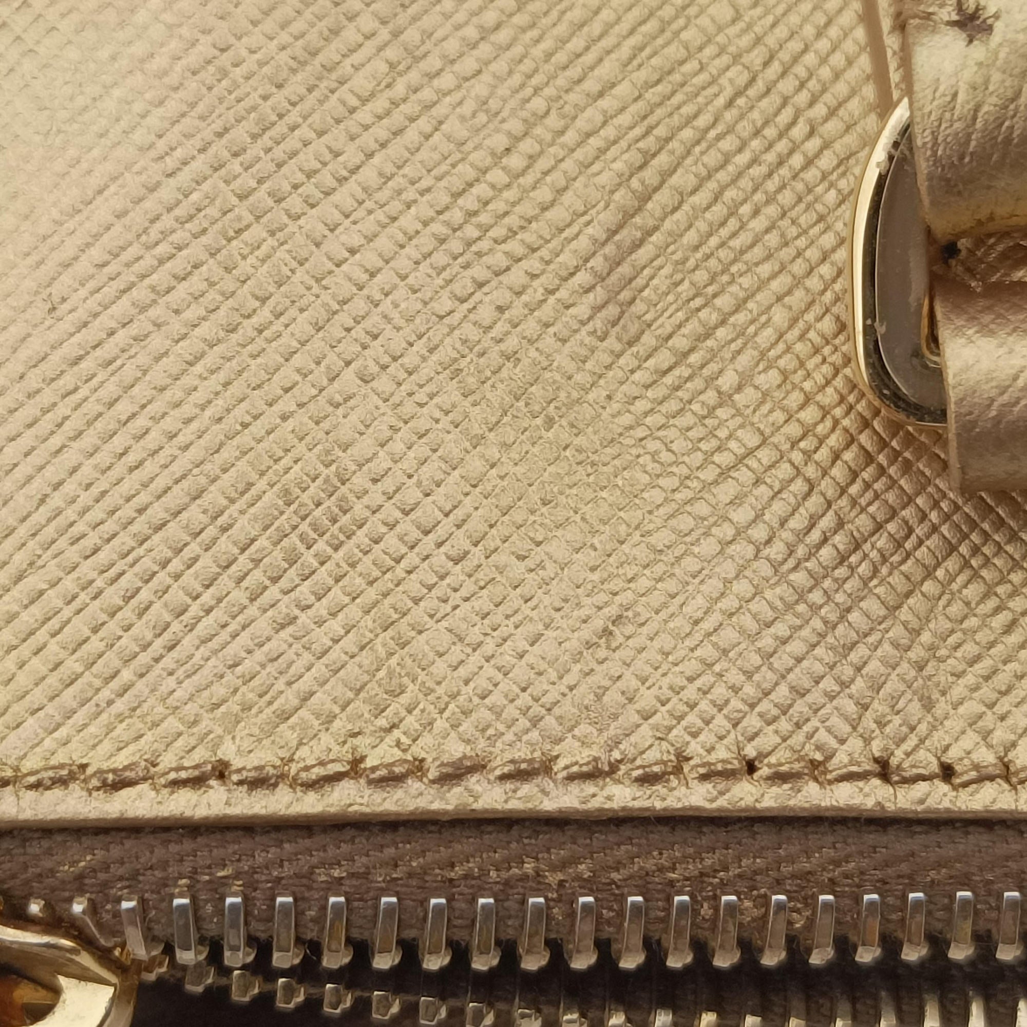 Pre-owned Prada Galleria Golden SAFFIANO Leather BN2274 shoulderbag | stylenewstar