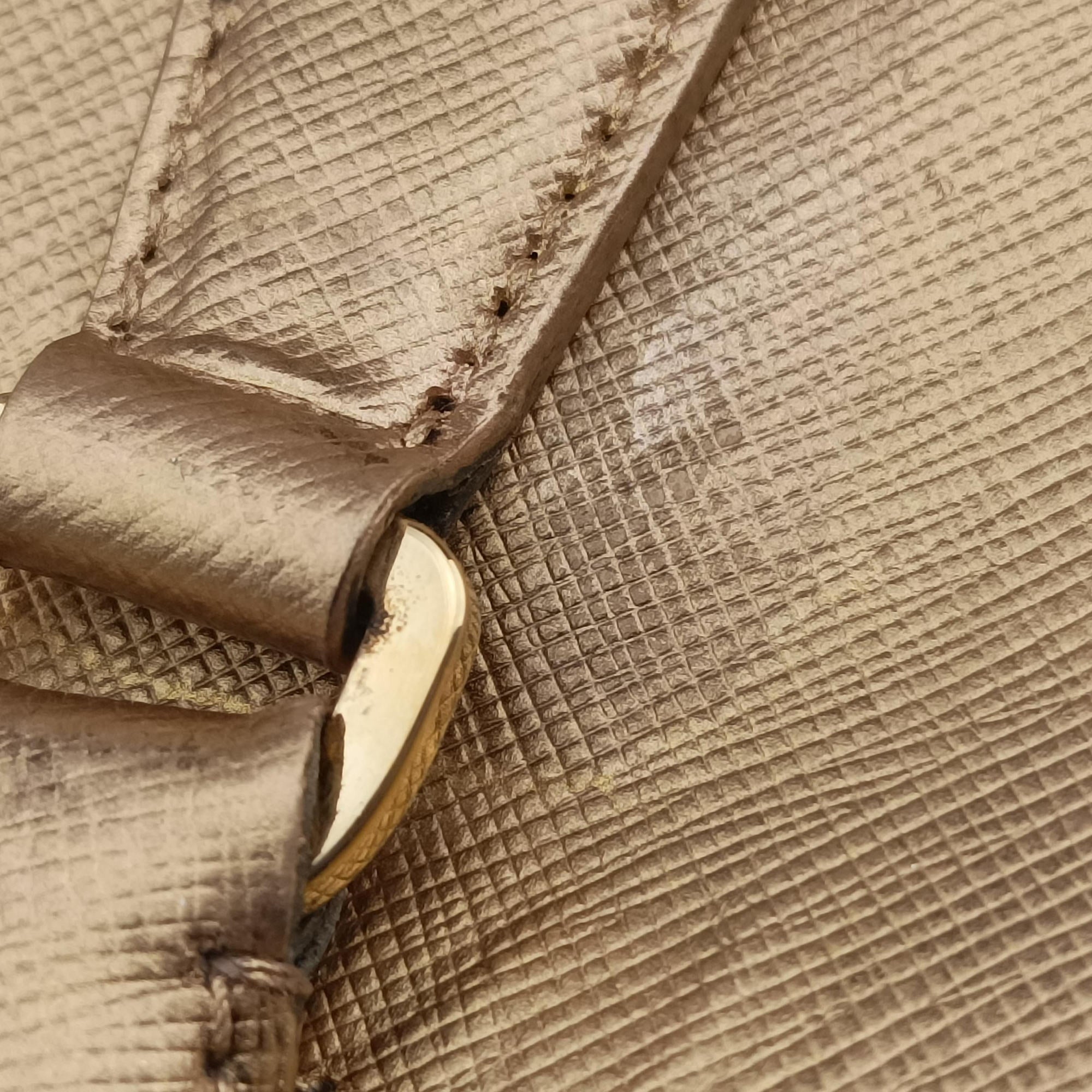 Pre-owned Prada Galleria Golden SAFFIANO Leather BN2274 shoulderbag | stylenewstar