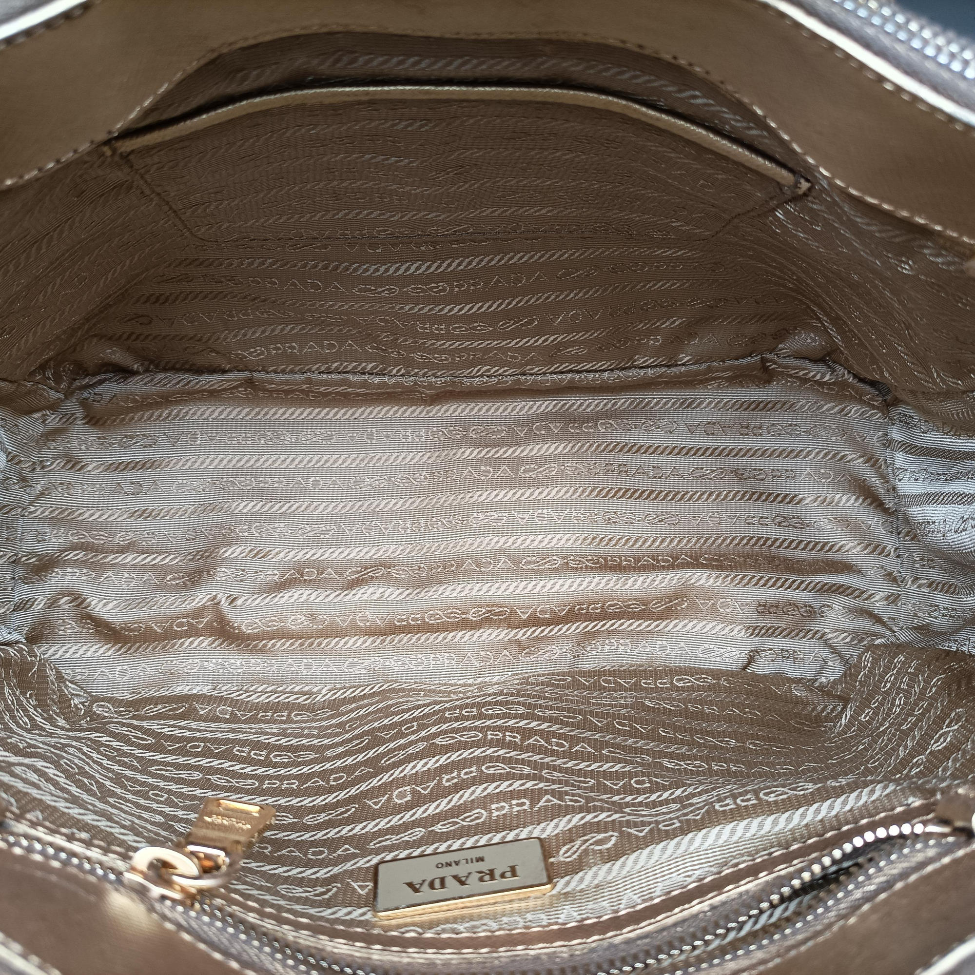 Pre-owned Prada Galleria Golden SAFFIANO Leather BN2274 shoulderbag | stylenewstar