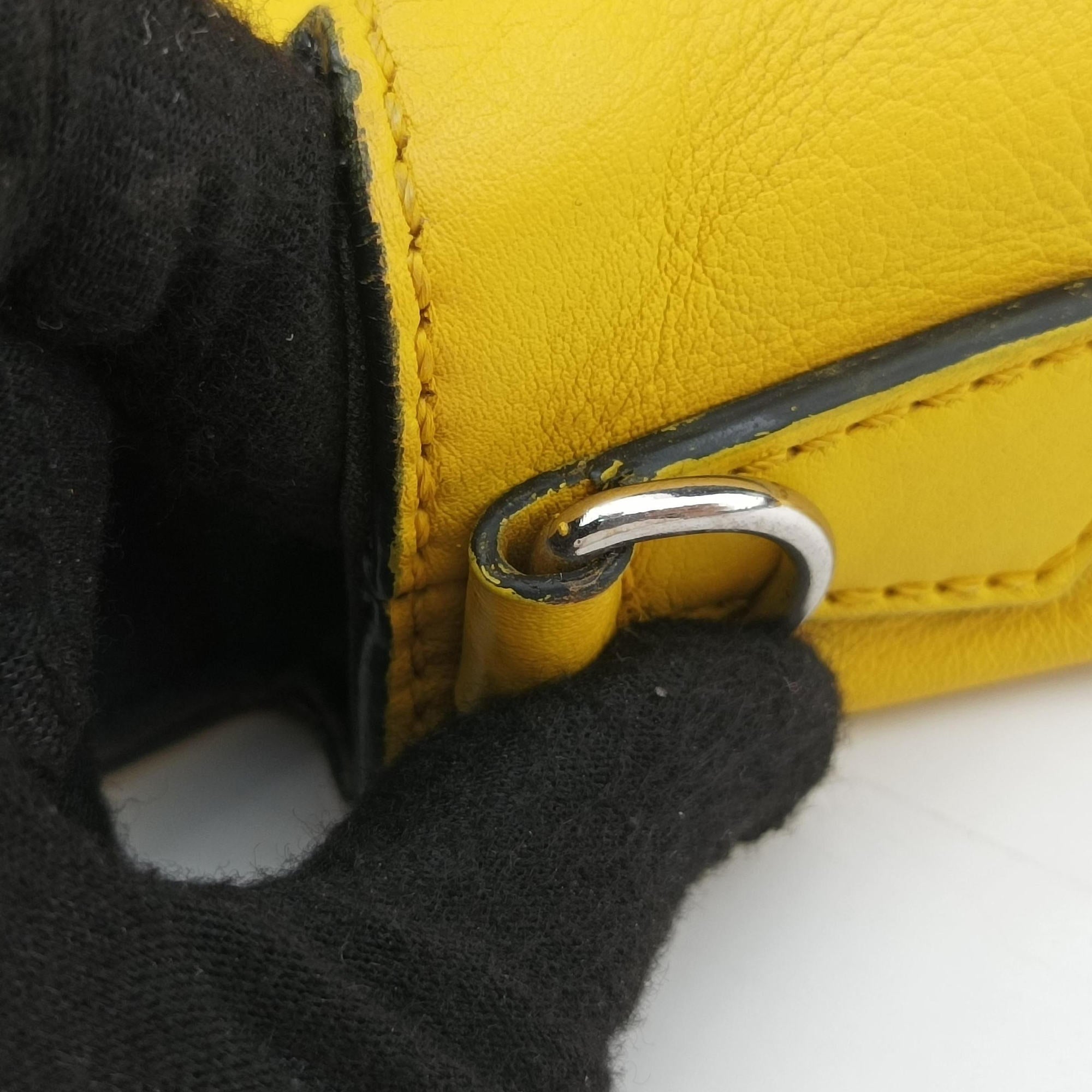 Vintage Fendi By The Way Yellow Leather 8BL125 shoulderbag | stylenewstar