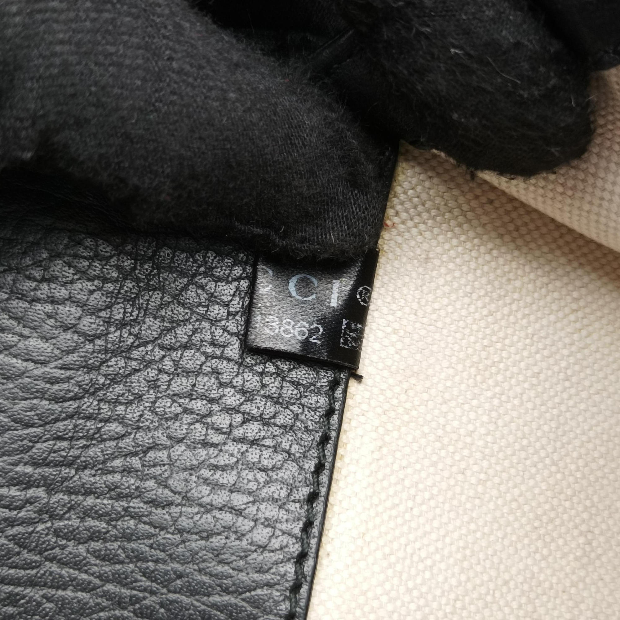 Pre-owned Gucci Dionysus Black Leather 421970 shoulderbag | stylenewstar