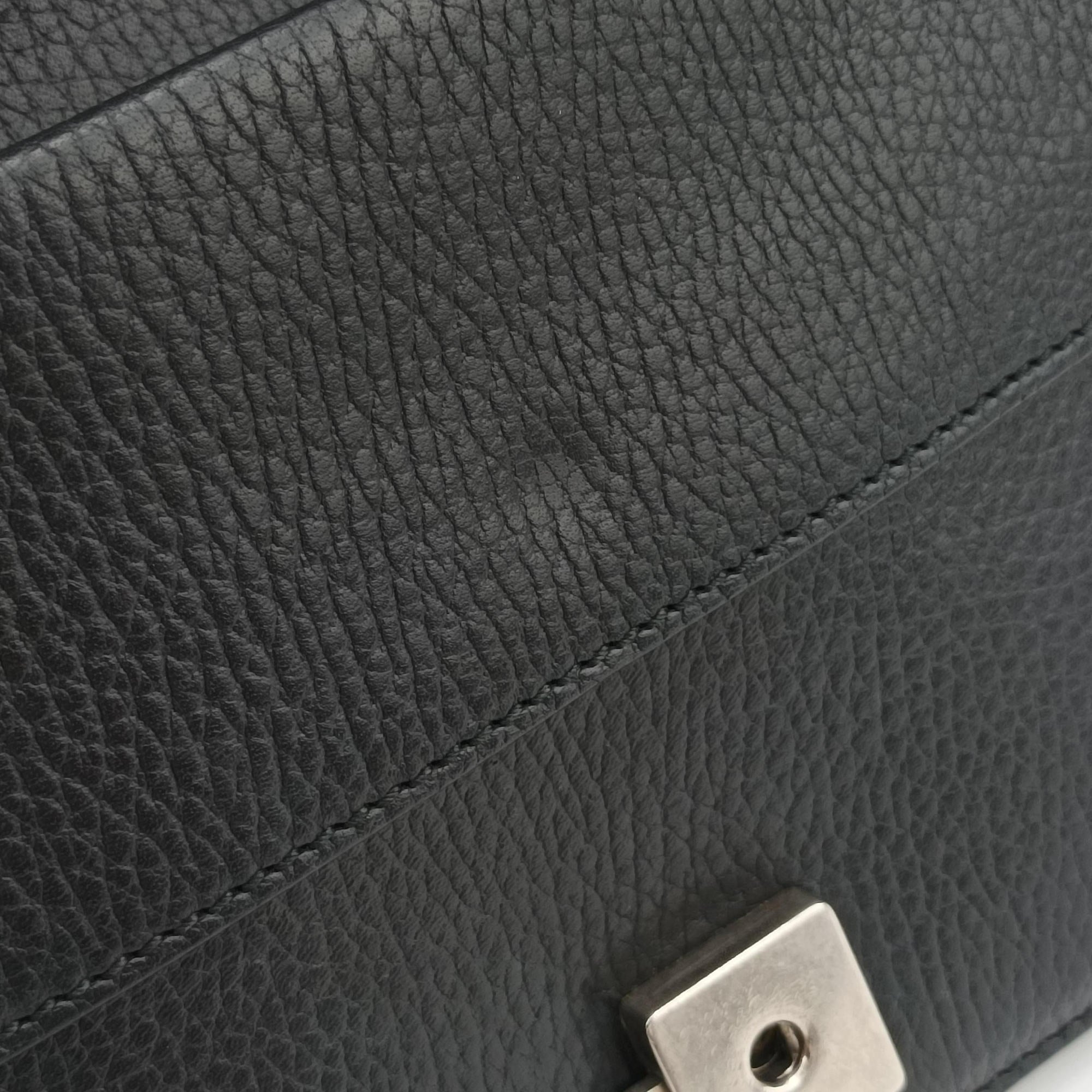 Pre-owned Gucci Dionysus Black Leather 421970 shoulderbag | stylenewstar