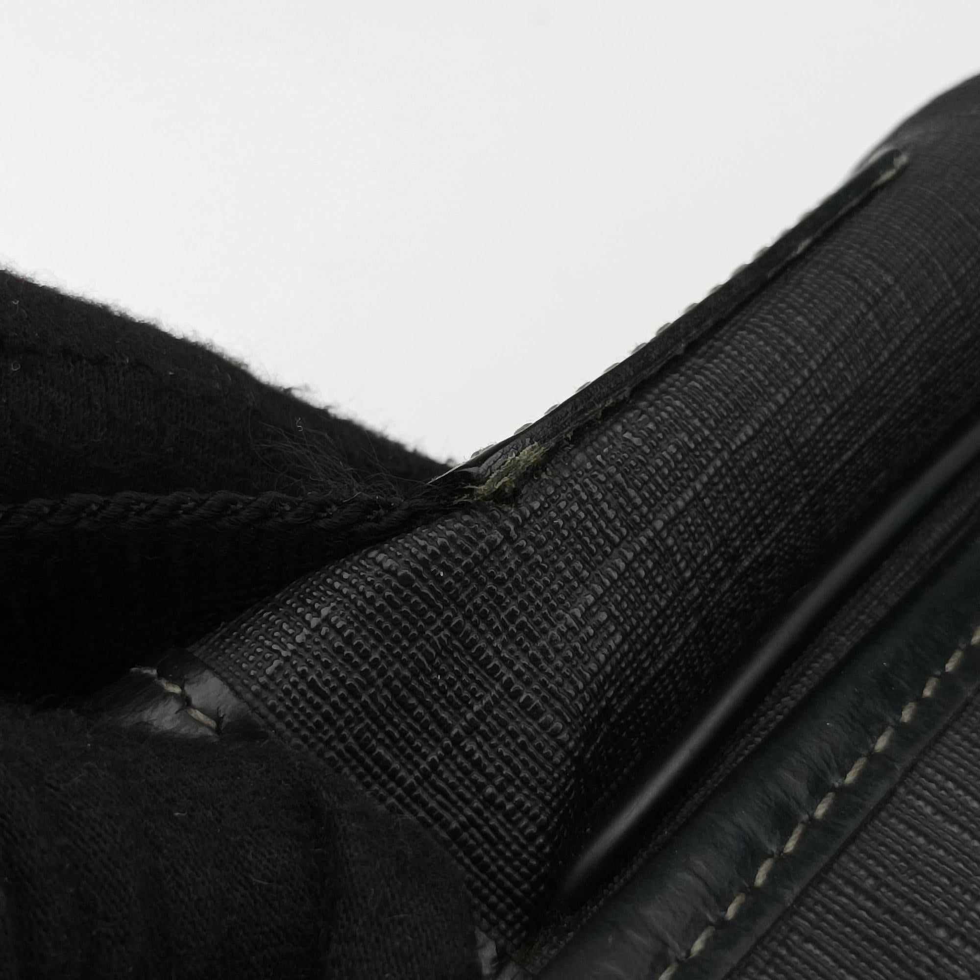 Pre-owned Gucci Interlocking G Messenger Black PVC coated canvas 223661 shoulderbag | stylenewstar