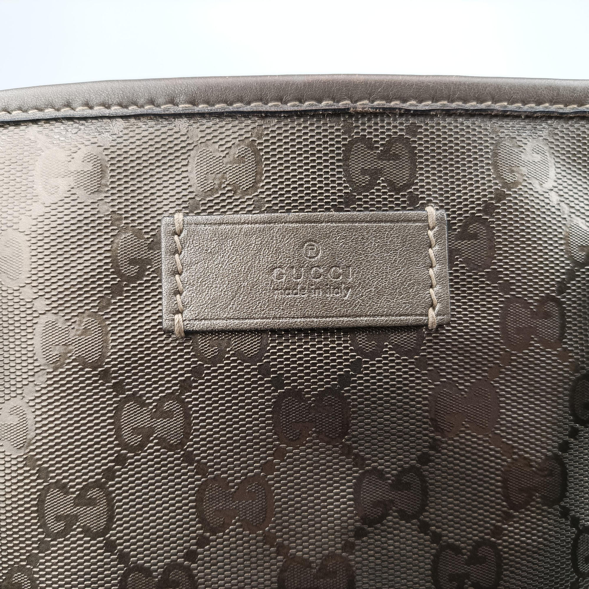 Pre-owned Gucci GG Imprime Metallic Gray Gold PVC coated canvas 211137 handbag | stylenewstar