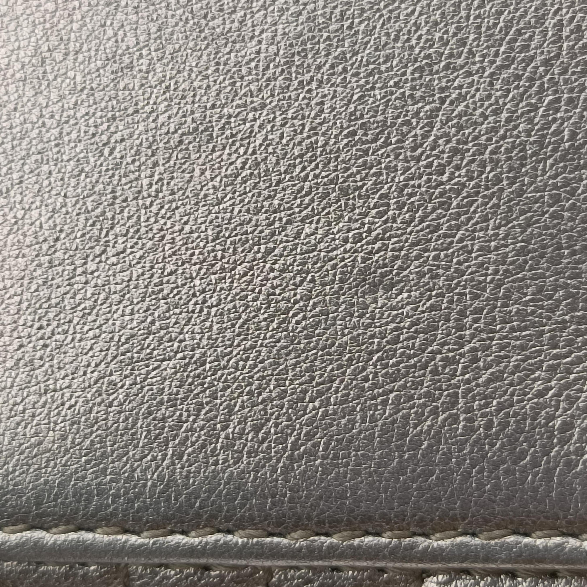 Secondhand Christian Dior Lady Dior Gold lambskin  shoulderbag | stylenewstar