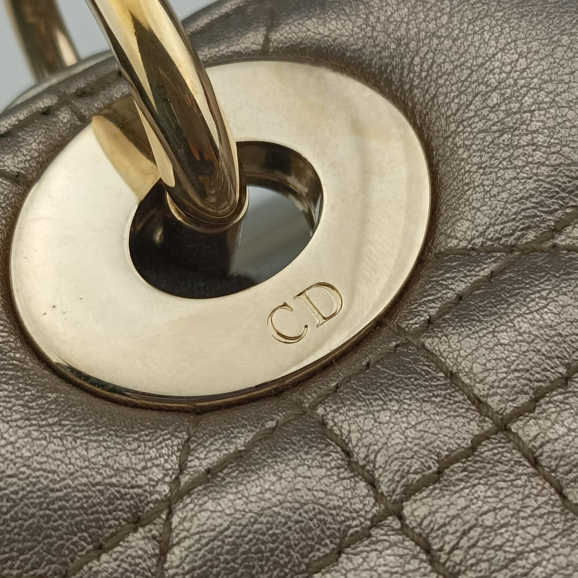 Secondhand Christian Dior Lady Dior Gold lambskin  shoulderbag | stylenewstar