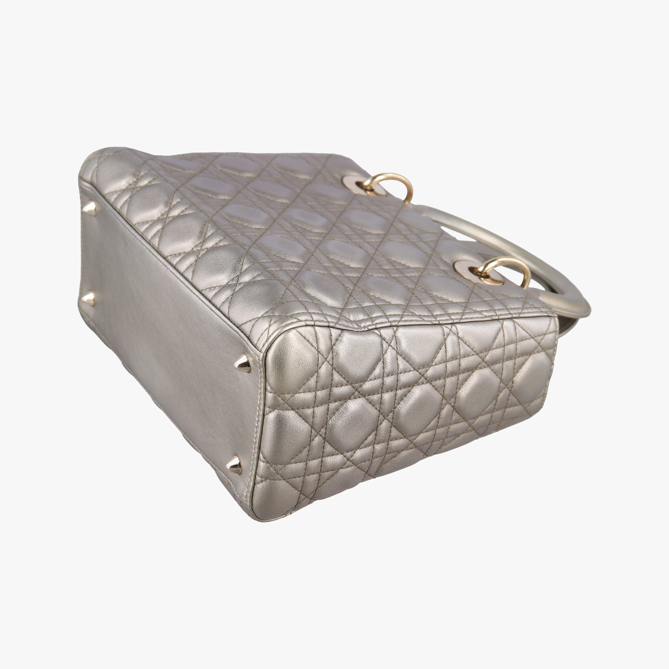 Secondhand Christian Dior Lady Dior Gold lambskin  shoulderbag | stylenewstar