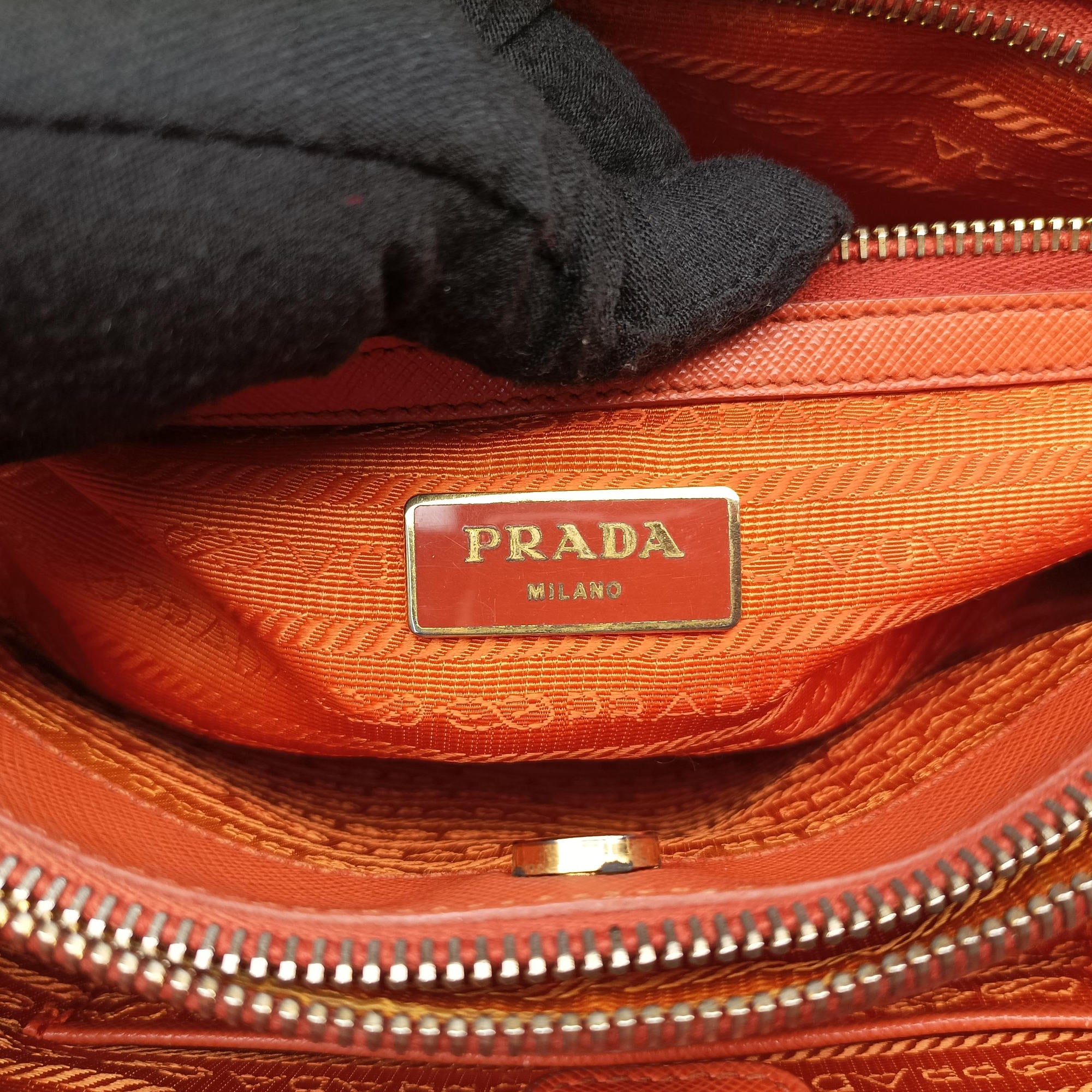 Pre-owned Prada Galleria Orange SAFFIANO Leather BN1844 shoulderbag | stylenewstar