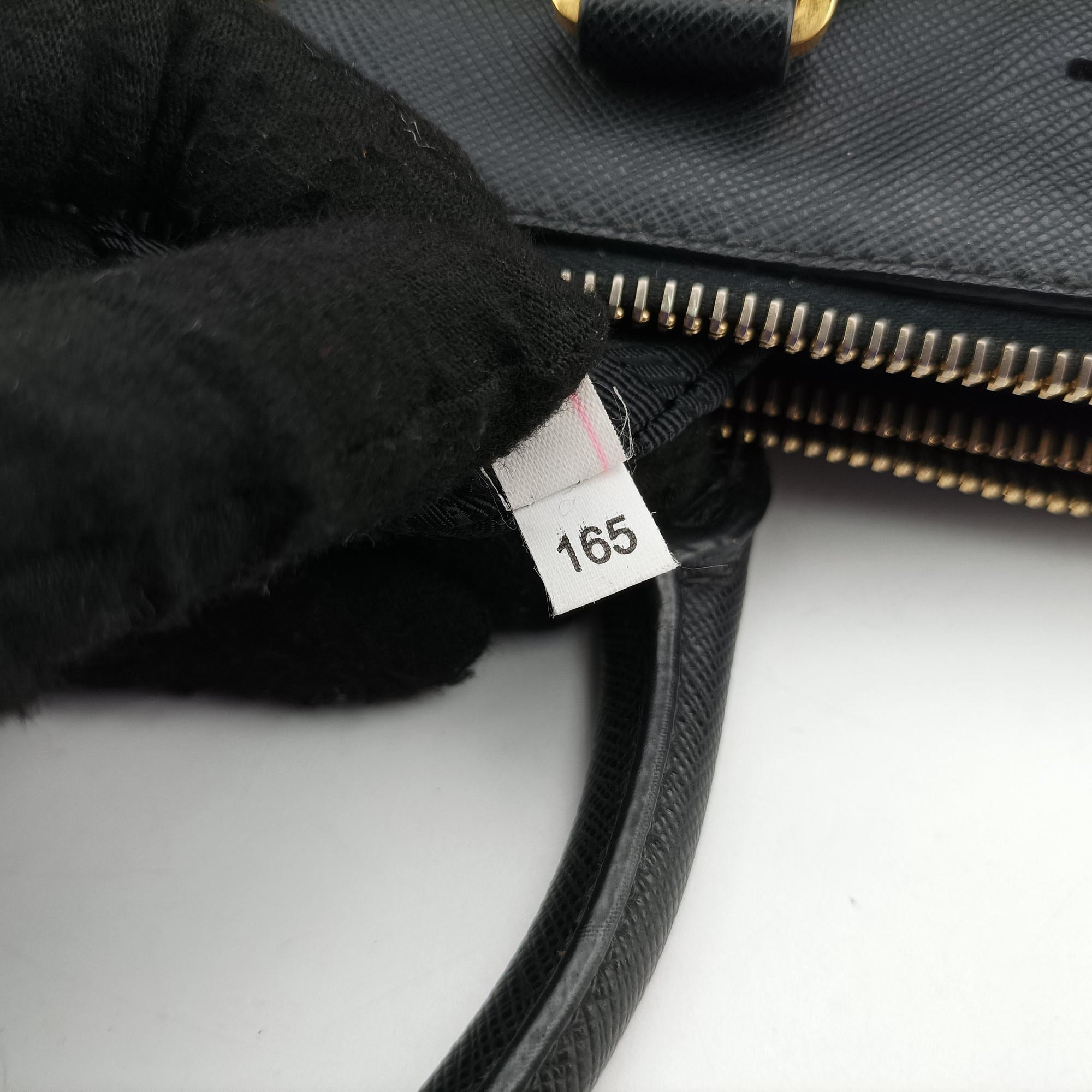 Pre-owned Prada Galleria Black SAFFIANO Leather 1BA274 handbag | stylenewstar