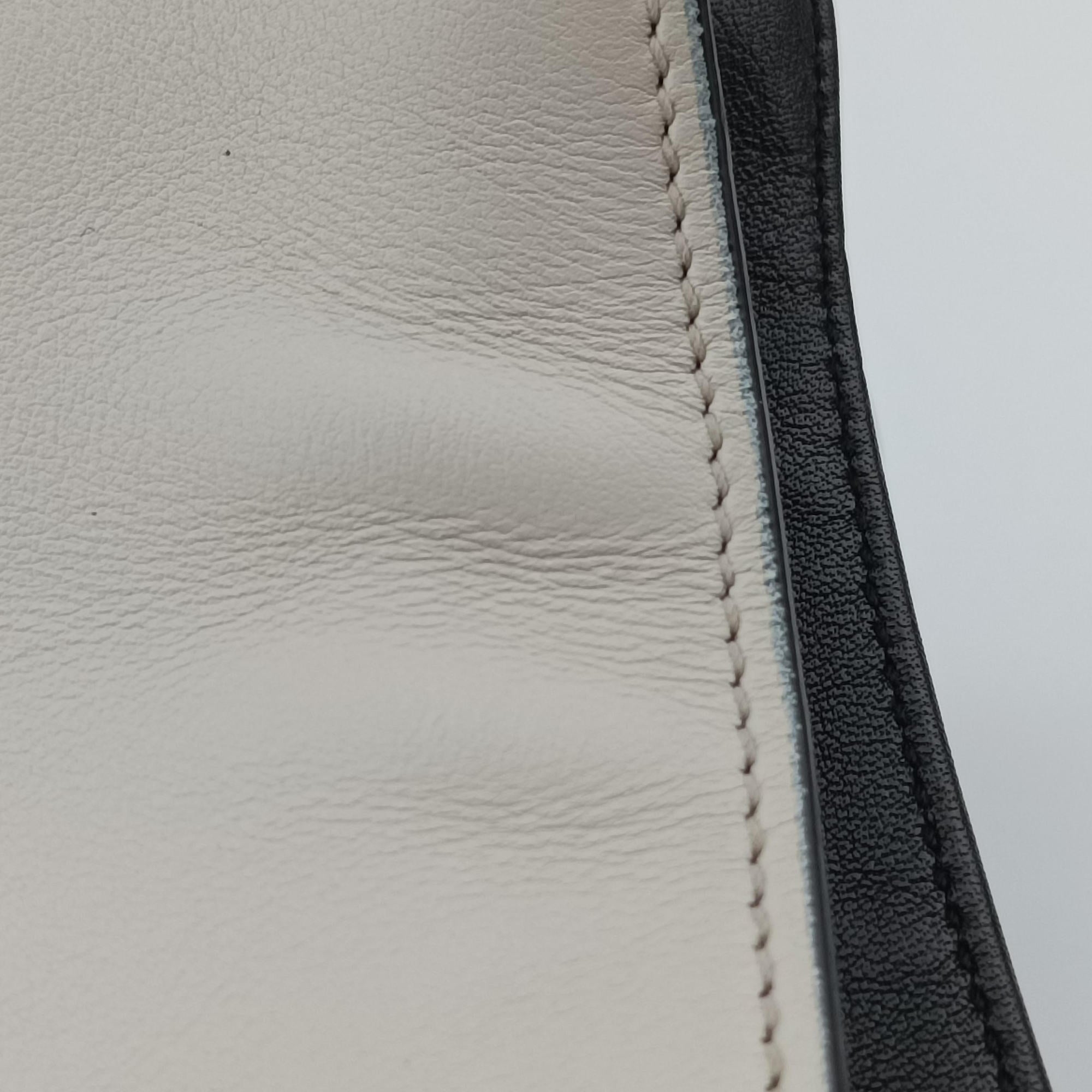 Pre-owned Yves Saint Laurent SAC DE JOUR White×black Leather 324823 shoulderbag | stylenewstar
