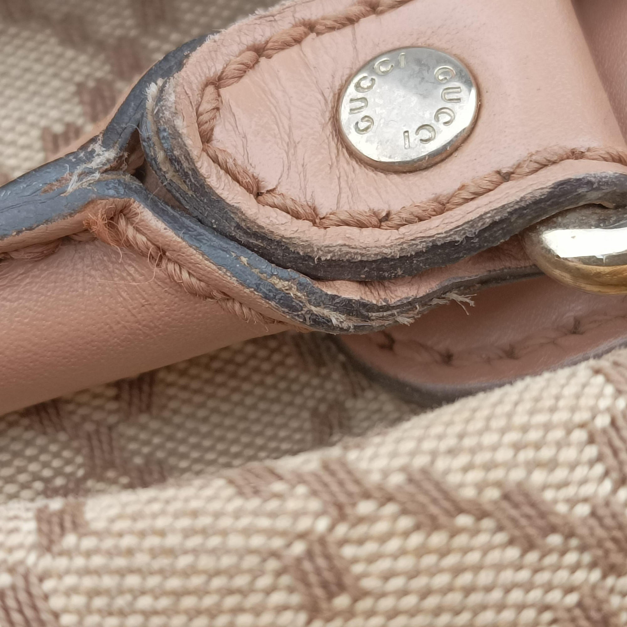 Pre-owned Gucci Sukey Beige Canvas×Leather 247902 shoulderbag | stylenewstar