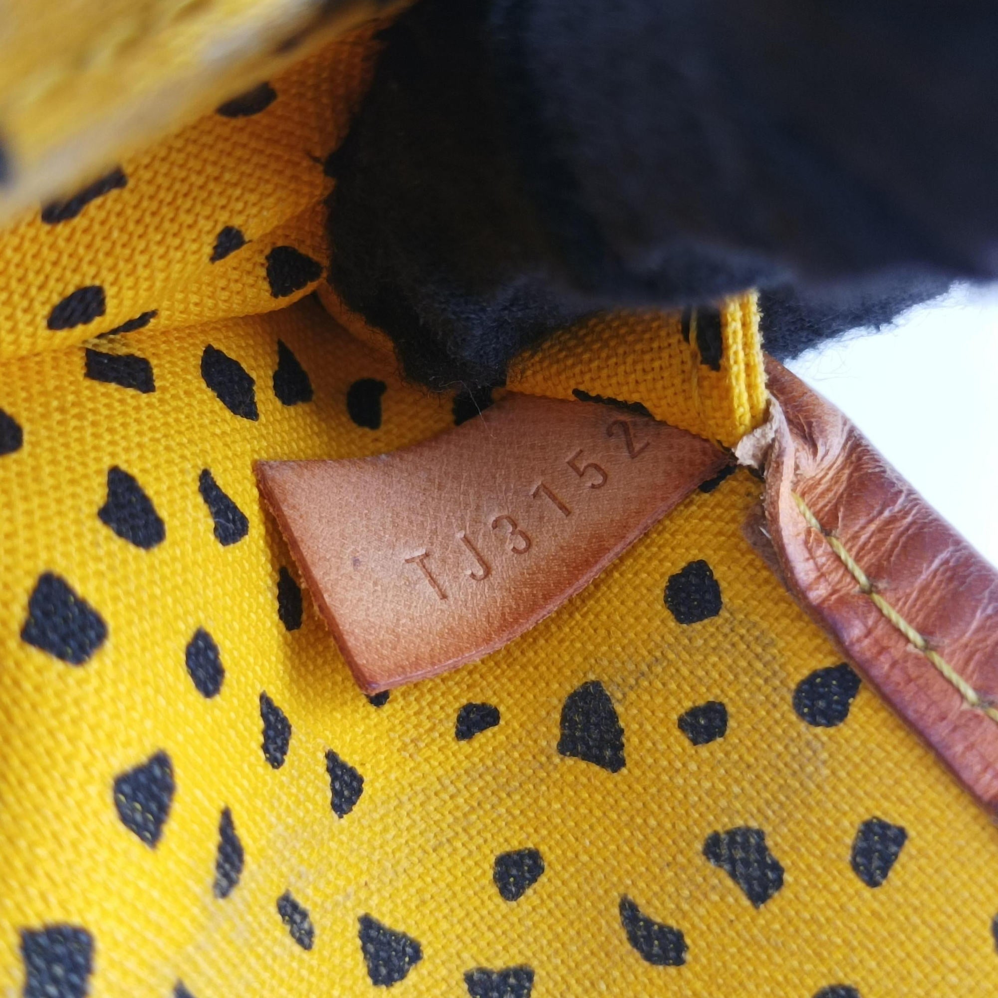 Secondhand Louis Vuitton Neverfull MM MARRON × JAUNE Monogram Wave Dot Canvas M40685 handbag | stylenewstar