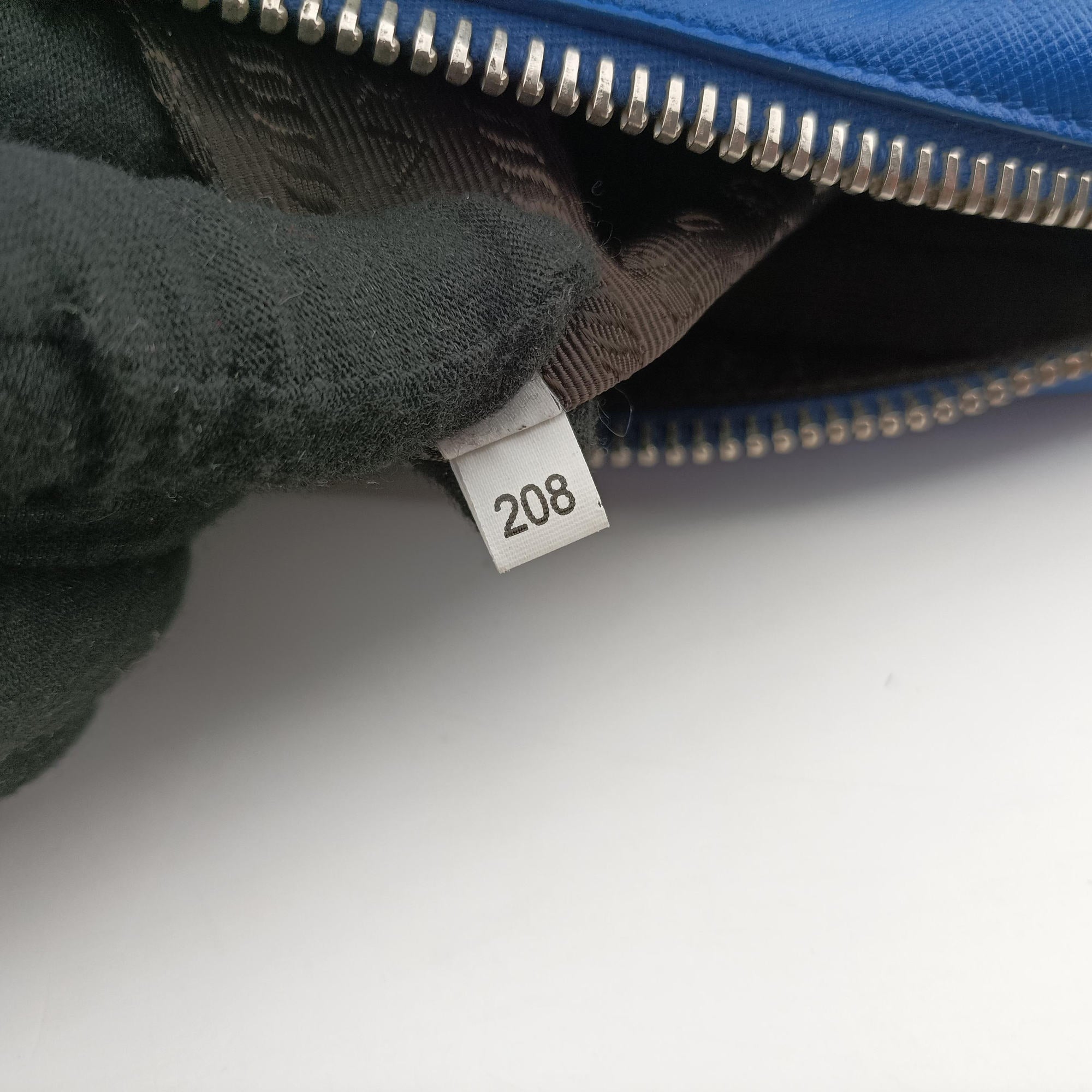 Pre-owned Prada Classic Laptop briefcase Blue SAFFIANO Leather VS0305 handbag | stylenewstar