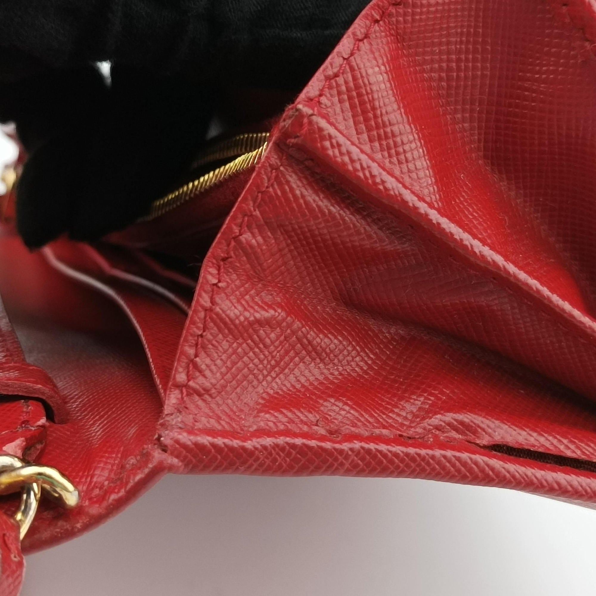 Pre-owned Prada Metal Wallet on Chain Cornflower Clutch Red Saffiano Leather 1MT290 shoulderbag | stylenewstar
