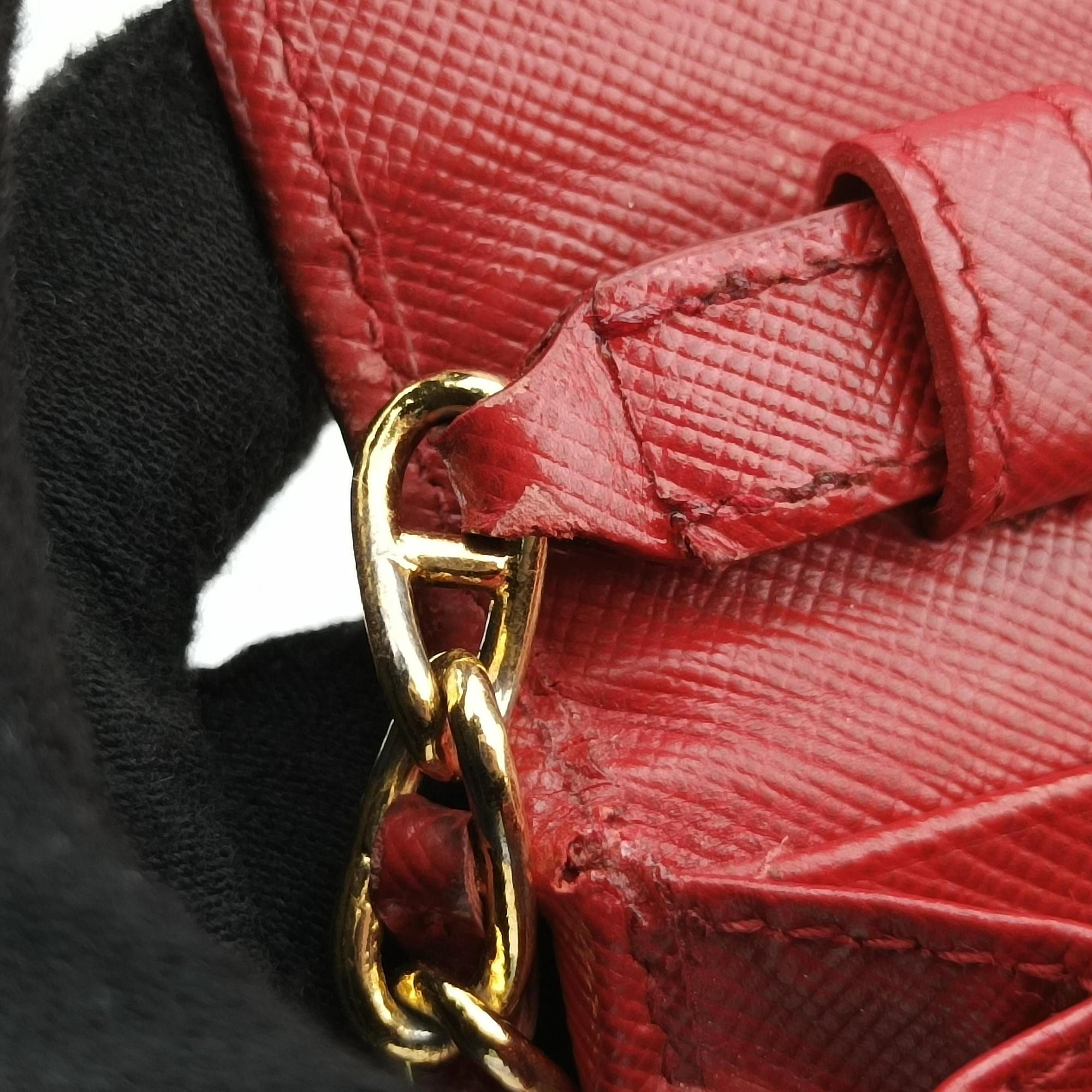 Pre-owned Prada Metal Wallet on Chain Cornflower Clutch Red Saffiano Leather 1MT290 shoulderbag | stylenewstar