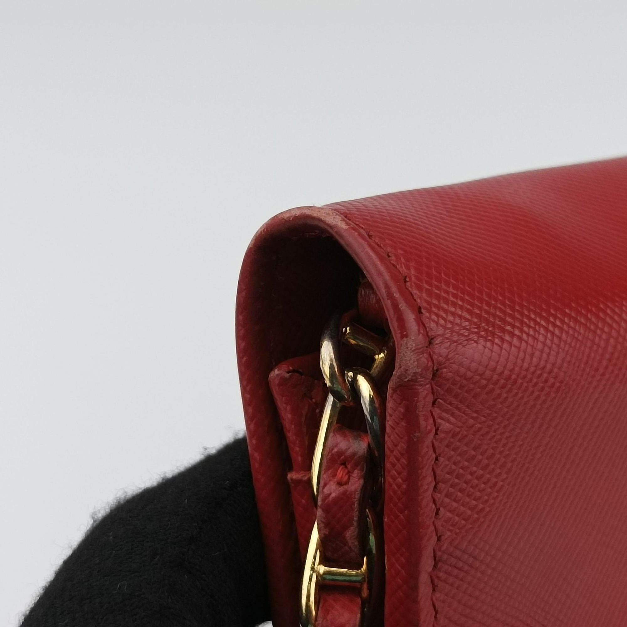 Pre-owned Prada Metal Wallet on Chain Cornflower Clutch Red Saffiano Leather 1MT290 shoulderbag | stylenewstar