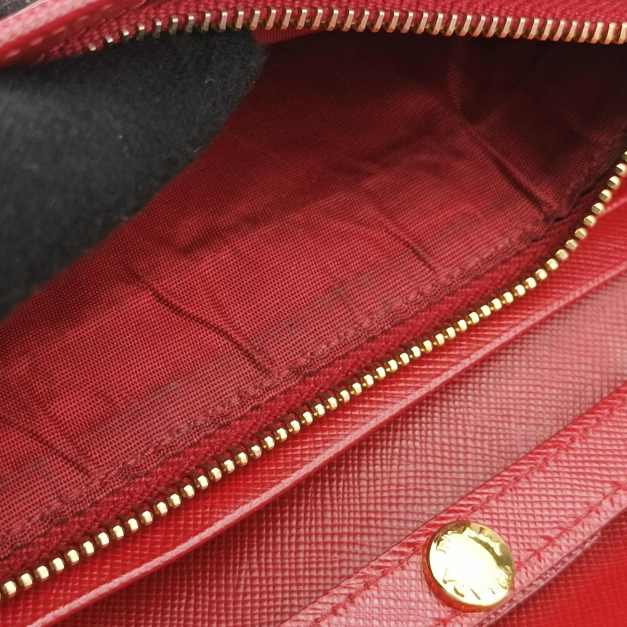 Pre-owned Prada Metal Wallet on Chain Cornflower Clutch Red Saffiano Leather 1MT290 shoulderbag | stylenewstar