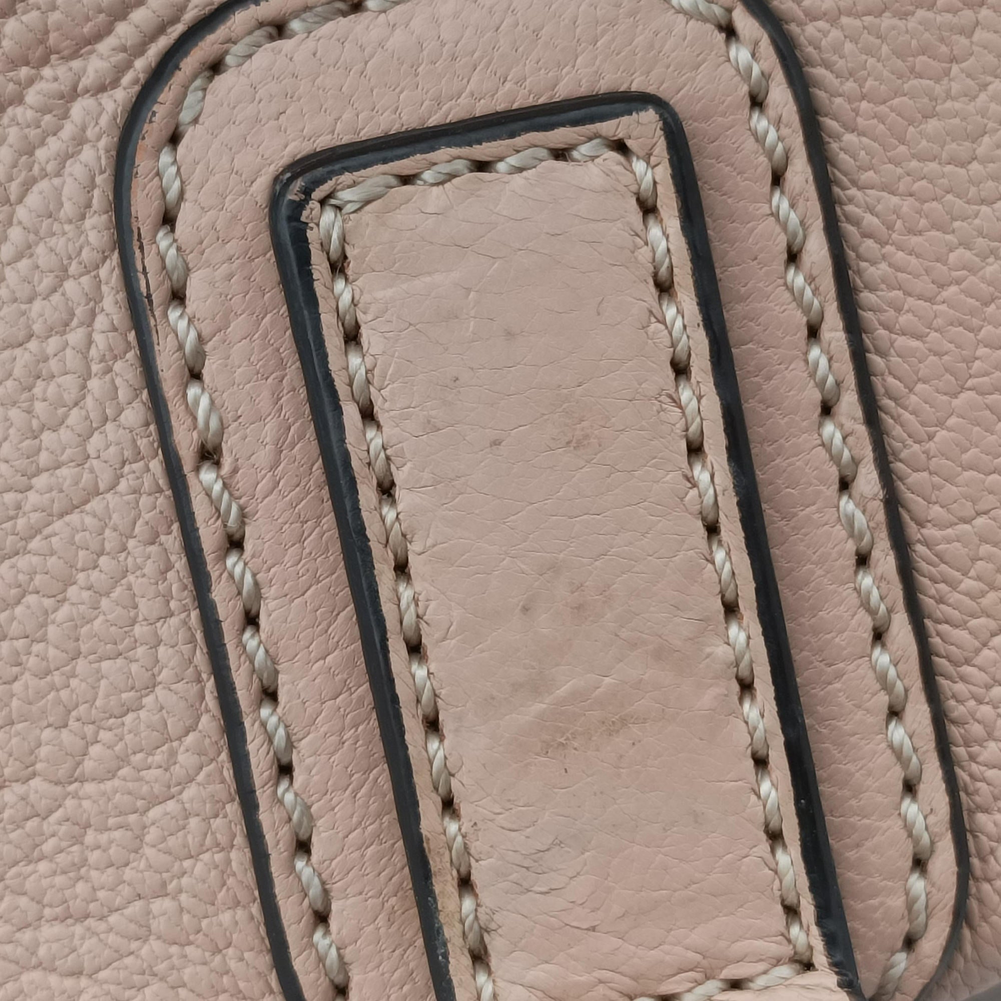 Pre-owned Givenchy Pandora beige leather  shoulderbag | stylenewstar