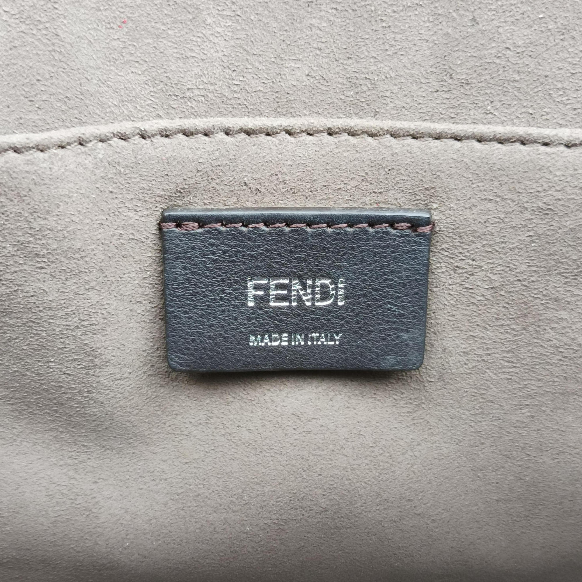 Pre-owned Fendi Kan I F Navy x Red x White Leather 8BT284 shoulderbag | stylenewstar