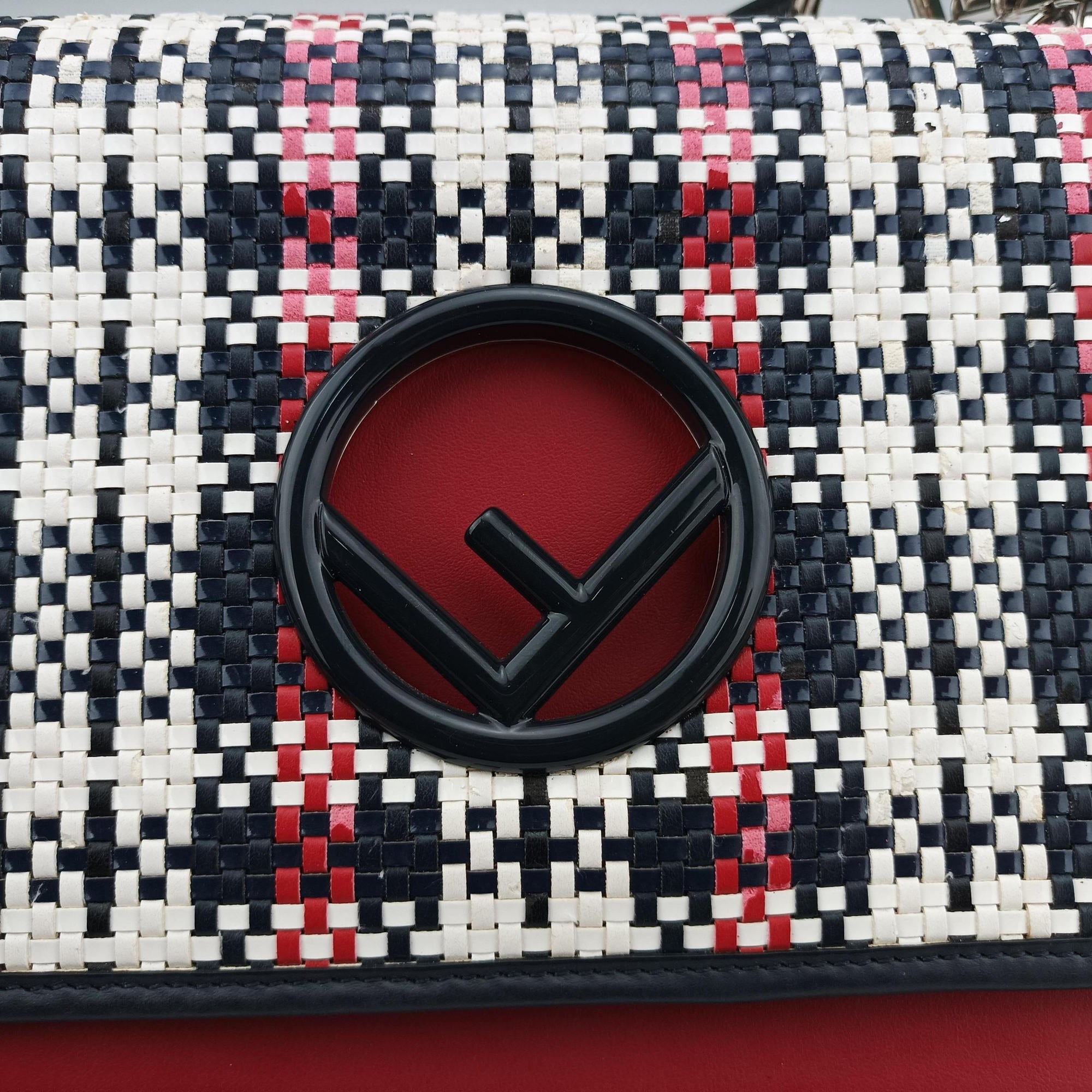 Pre-owned Fendi Kan I F Navy x Red x White Leather 8BT284 shoulderbag | stylenewstar