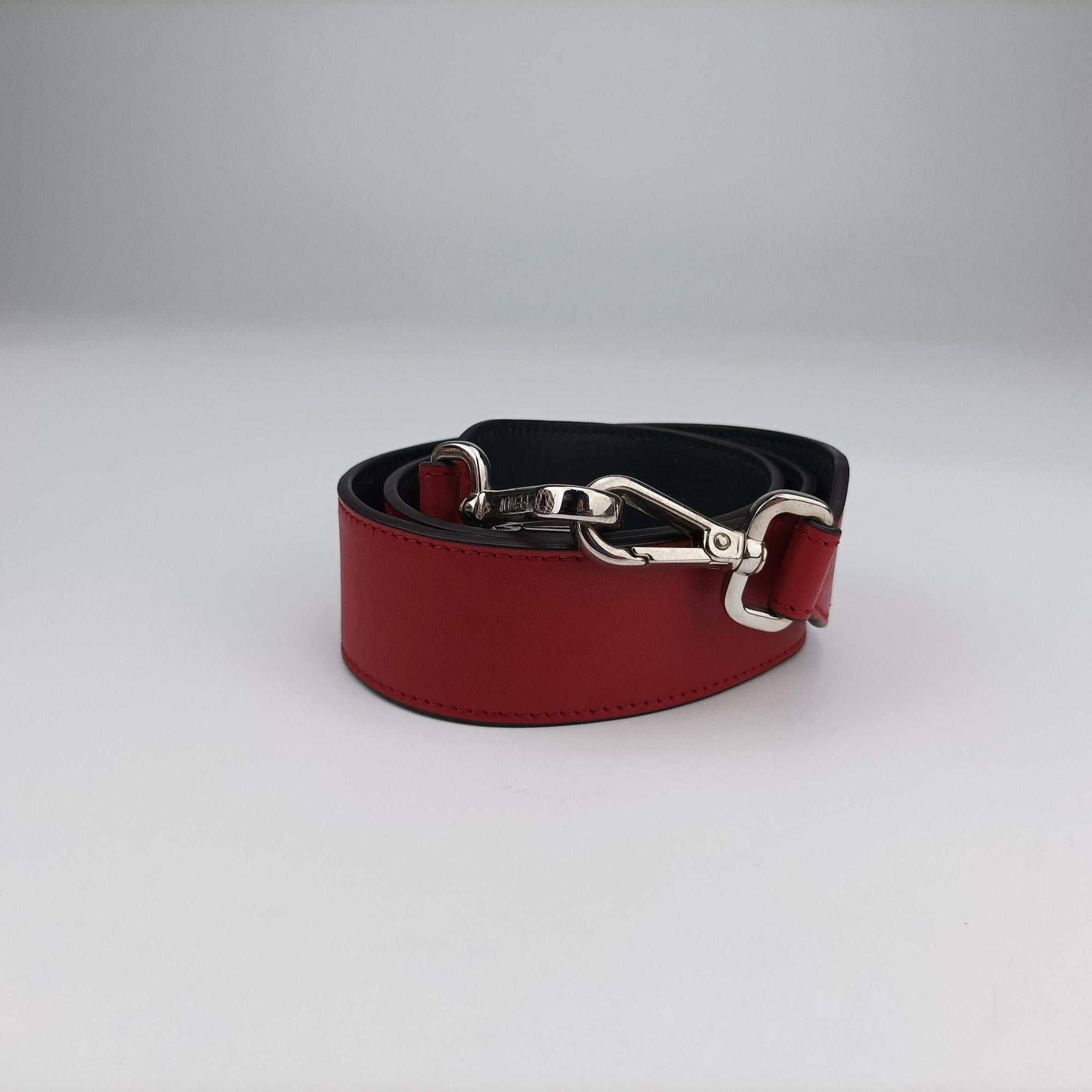 Pre-owned Fendi Kan I F Navy x Red x White Leather 8BT284 shoulderbag | stylenewstar