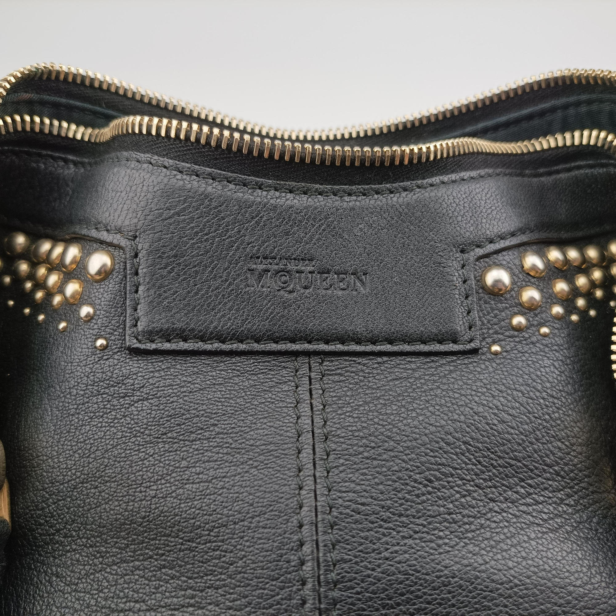 Pre-owned Alexander McQueen De Manta Black Calfskin   clutchbag | stylenewstar