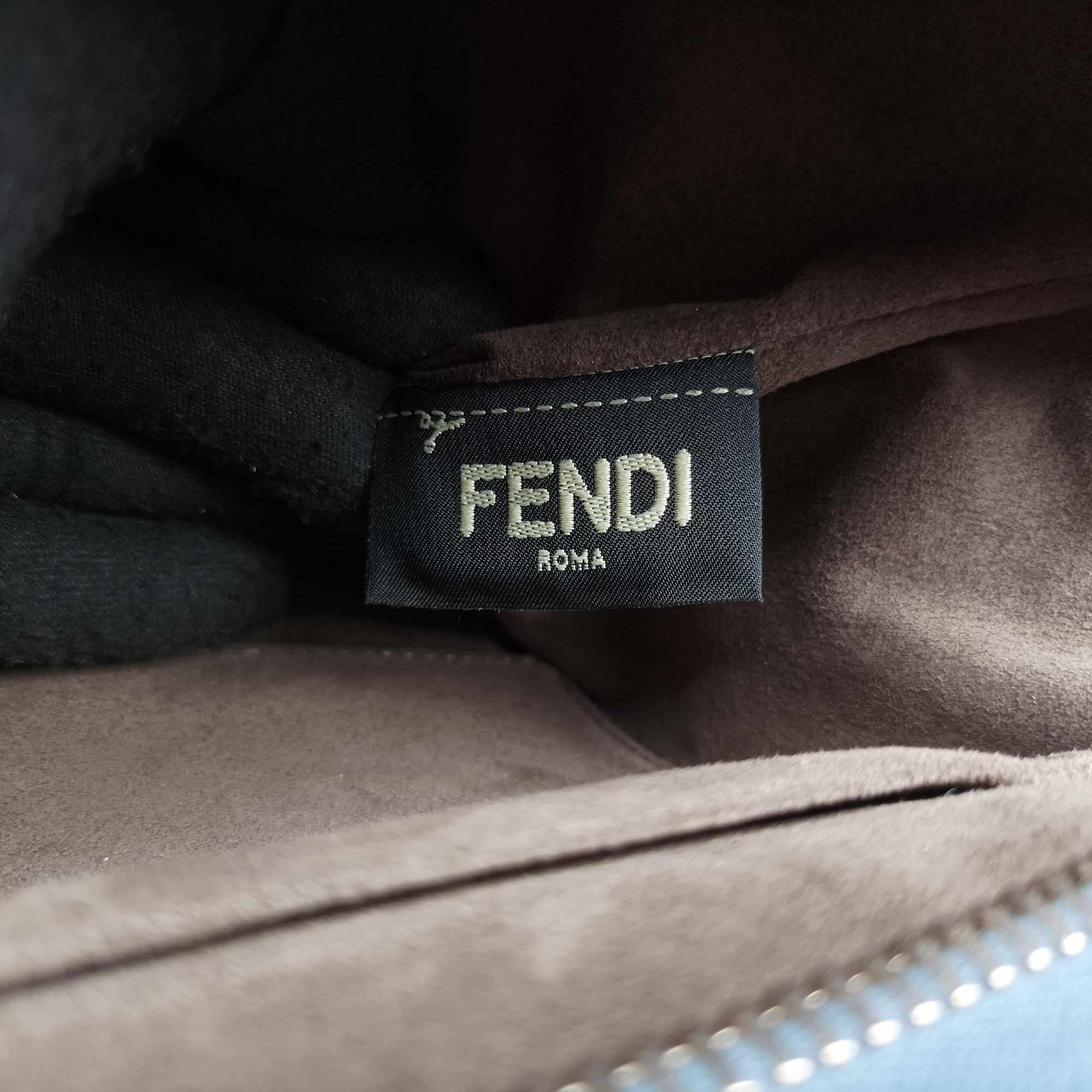 Pre-owned Fendi Dotcom Click Small Blue Leather 8BN299 shoulderbag | stylenewstar