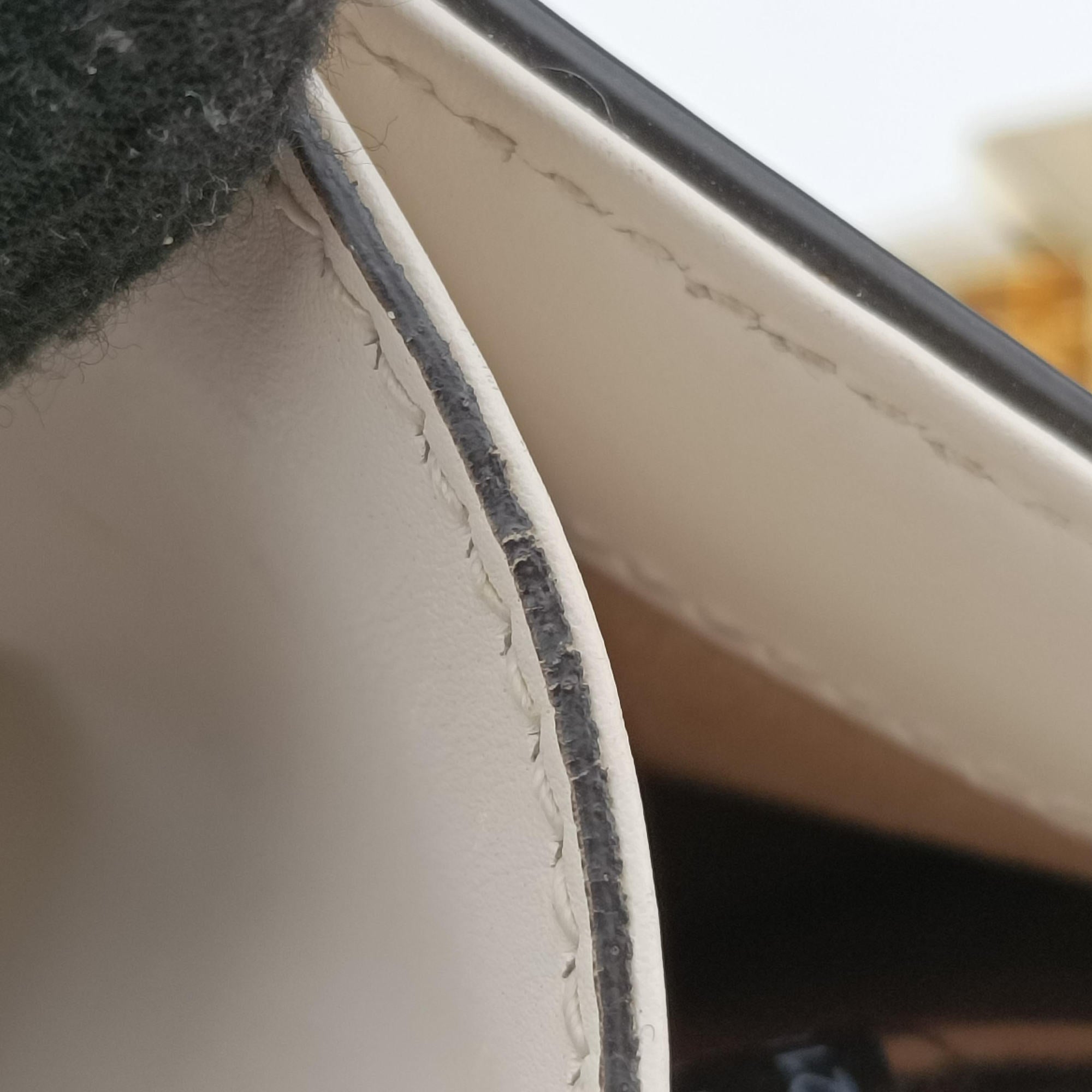 Secondhand Gucci Sylvie Ivory×navy×red Leather 431666 shoulderbag | stylenewstar