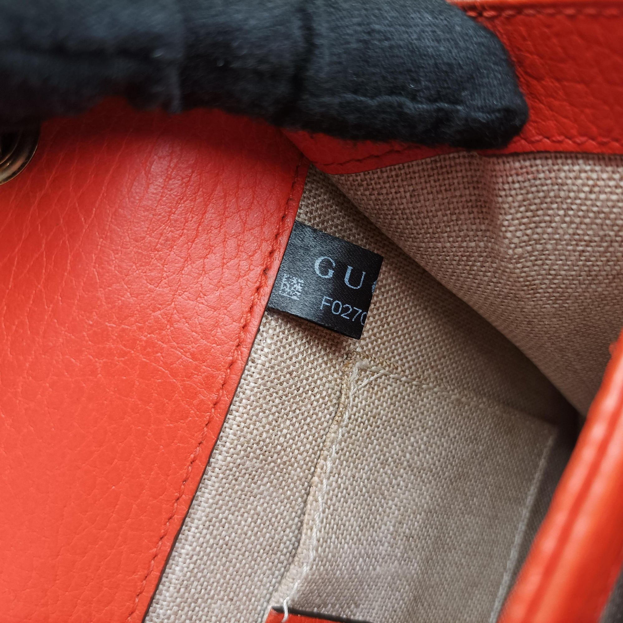Pre-owned Gucci Interlocking G Orange Leather 510304 shoulderbag | stylenewstar