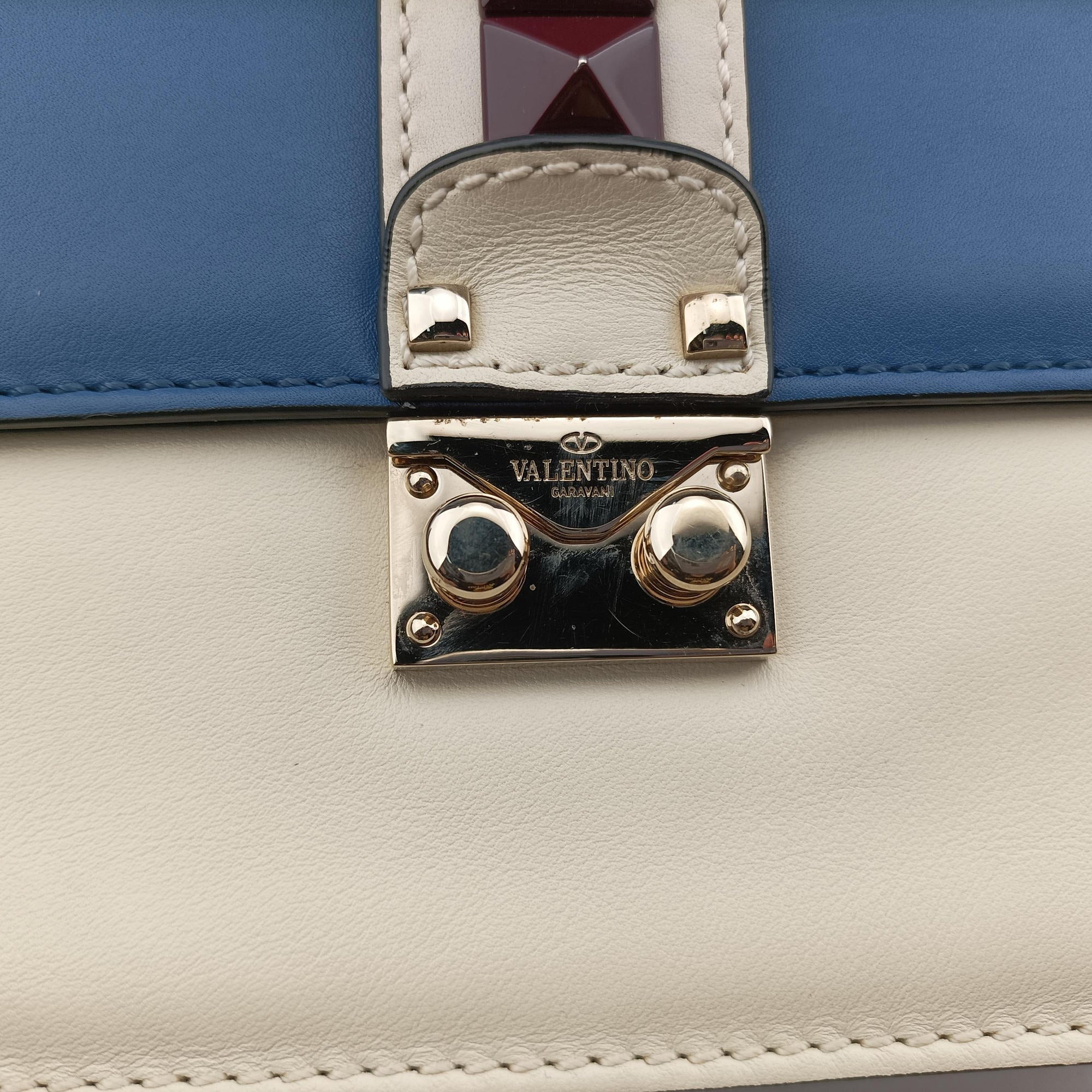 Pre-owned Valentino Rockstud Glam Lock White × Blue Leather  shoulderbag | stylenewstar