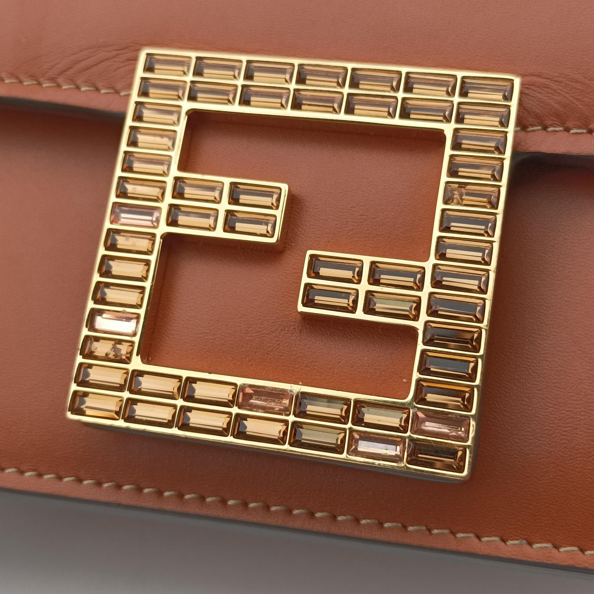Vintage Fendi Fab Brown Leather 8BT317 shoulderbag | stylenewstar