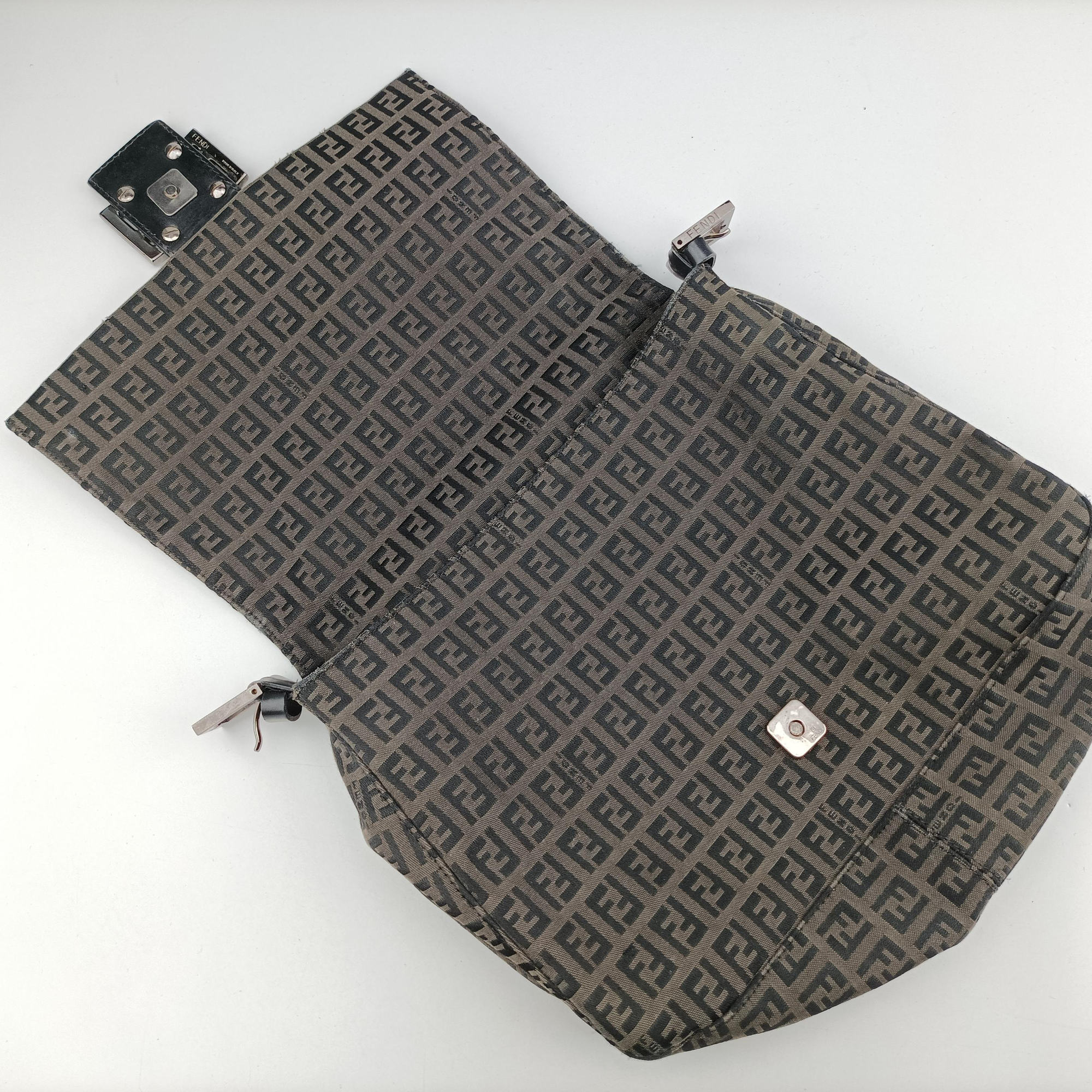 Vintage Fendi Baguette Zucchino Brown canvas×leather 8BR001 shoulderbag | stylenewstar