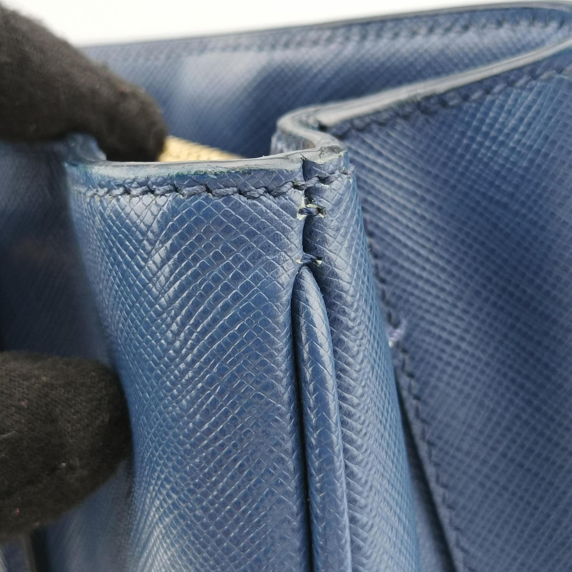 Pre-owned Prada Galleria Blue SAFFIANO Leather BN2274 handbag | stylenewstar