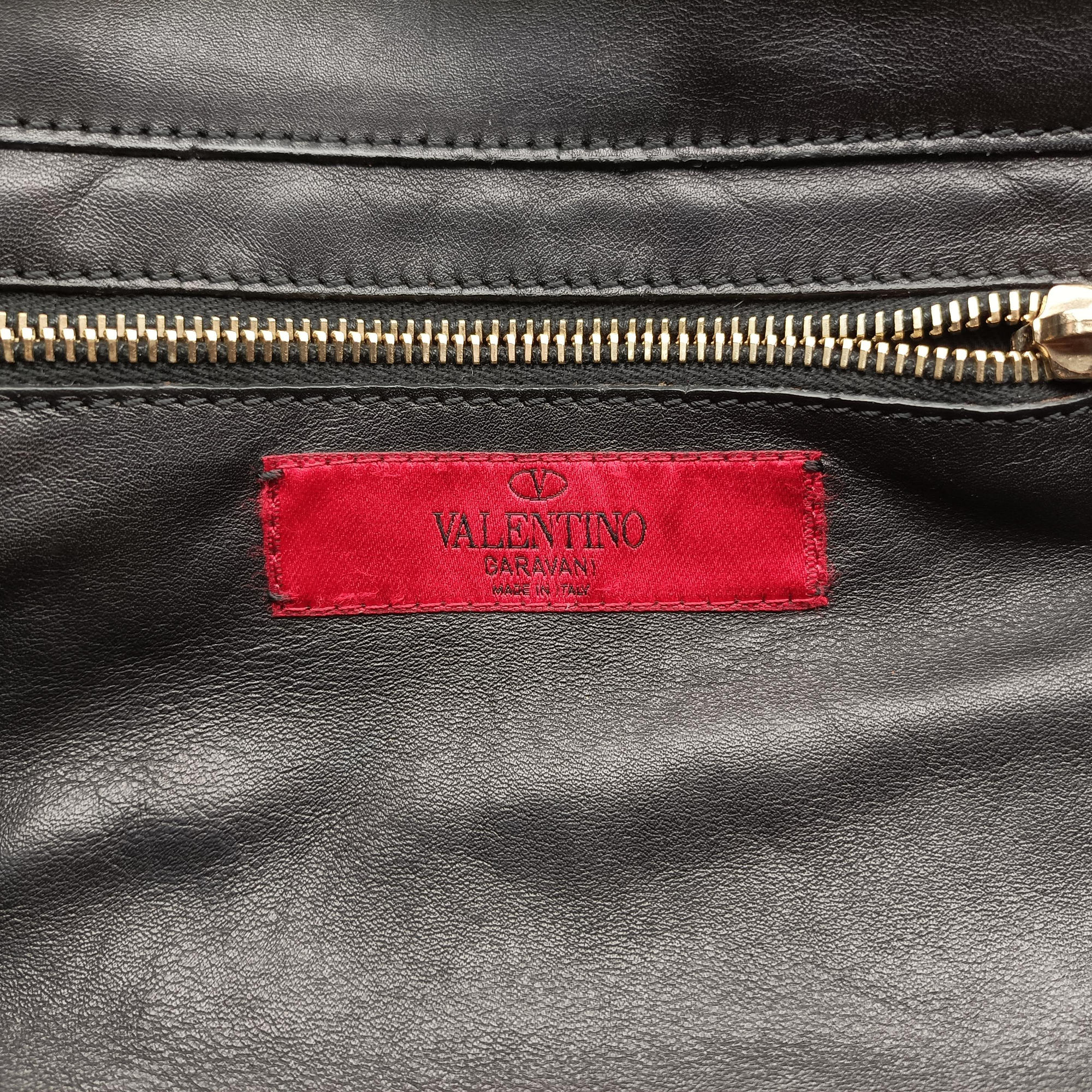 Pre-owned Valentino Rockstud Black Leather  shoulderbag | stylenewstar