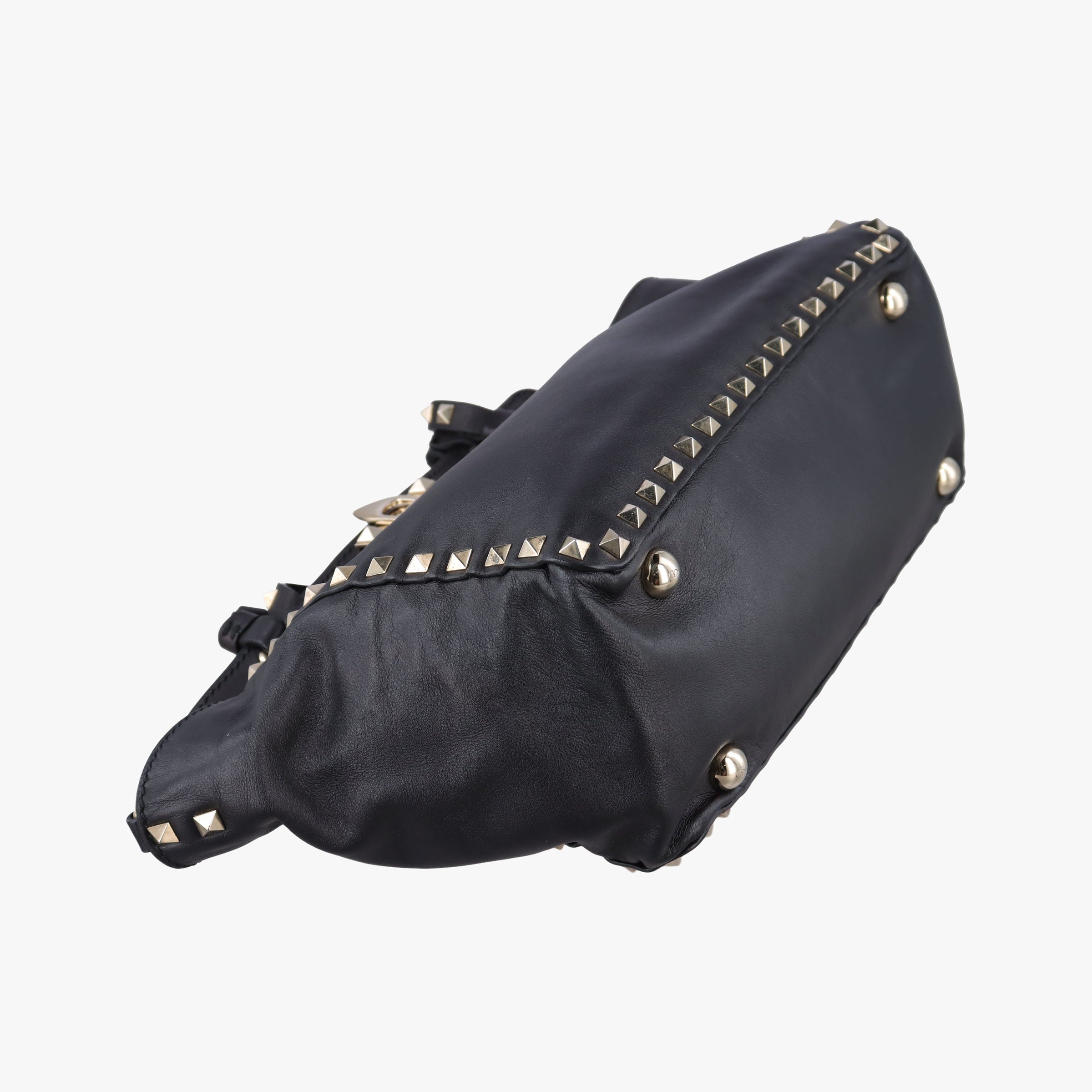 Pre-owned Valentino Rockstud Black Leather  shoulderbag | stylenewstar
