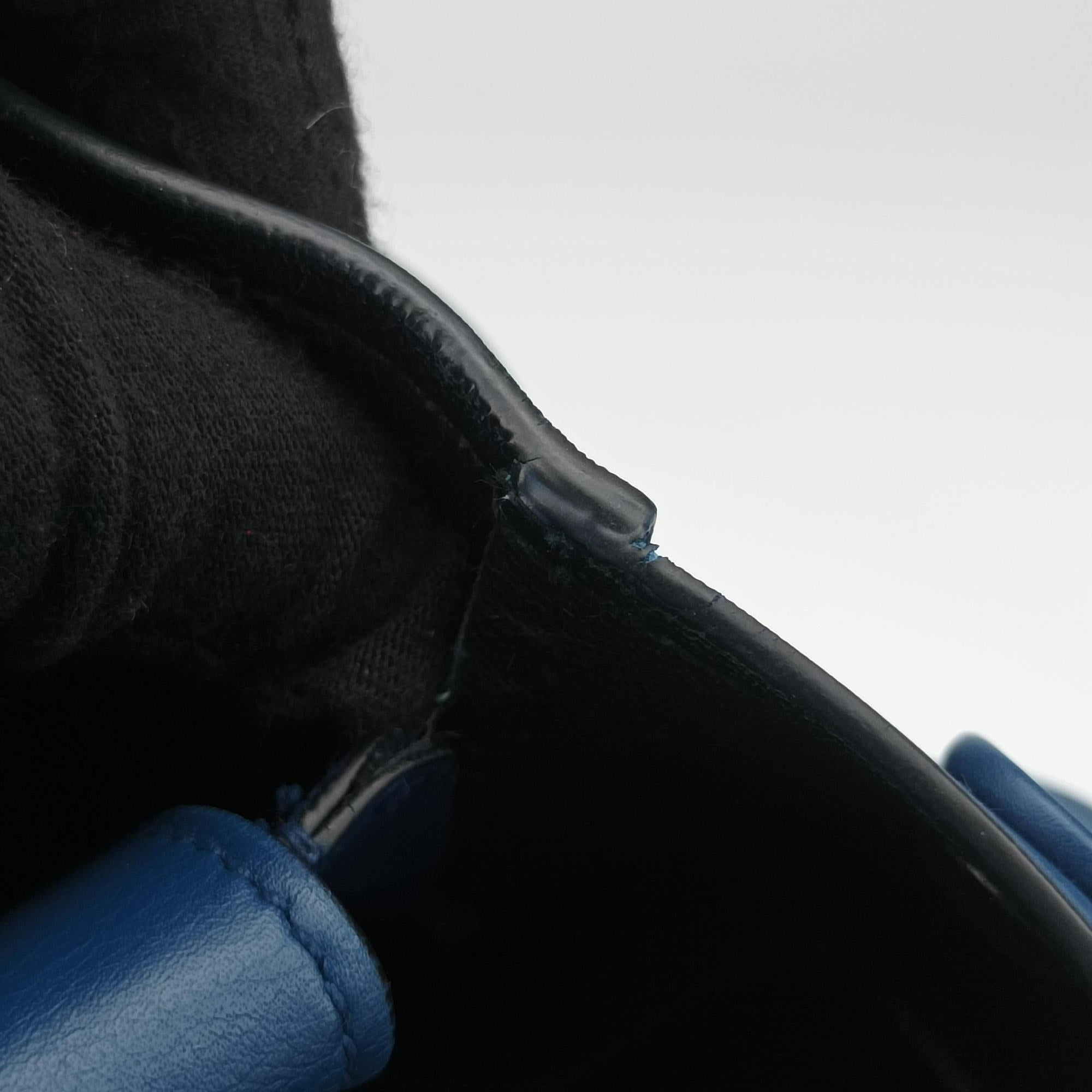 Pre-owned Prada Half Flap Double Turn Lock Blue SAFFIANO Leather BN2821 shoulderbag | stylenewstar