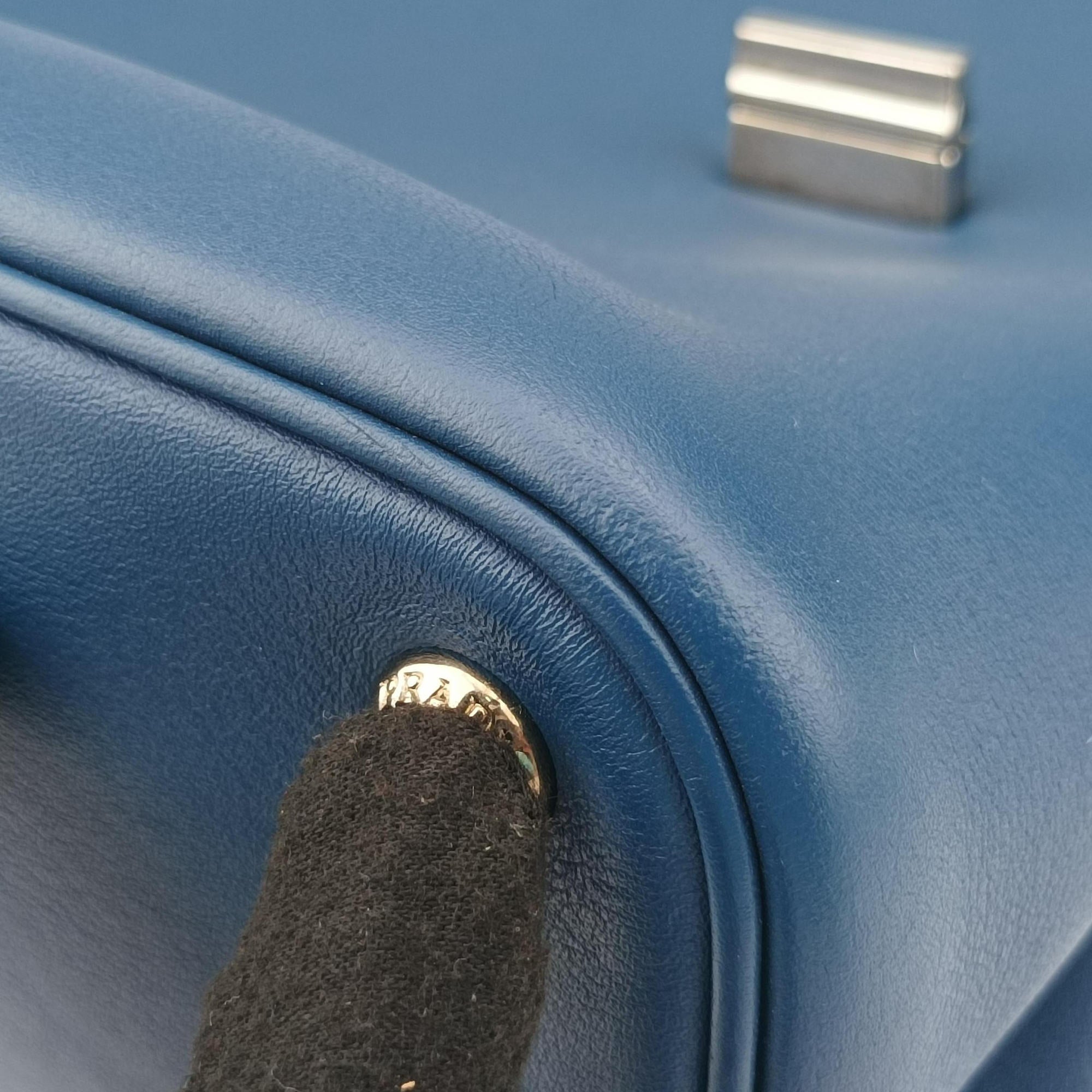 Pre-owned Prada Half Flap Double Turn Lock Blue SAFFIANO Leather BN2821 shoulderbag | stylenewstar