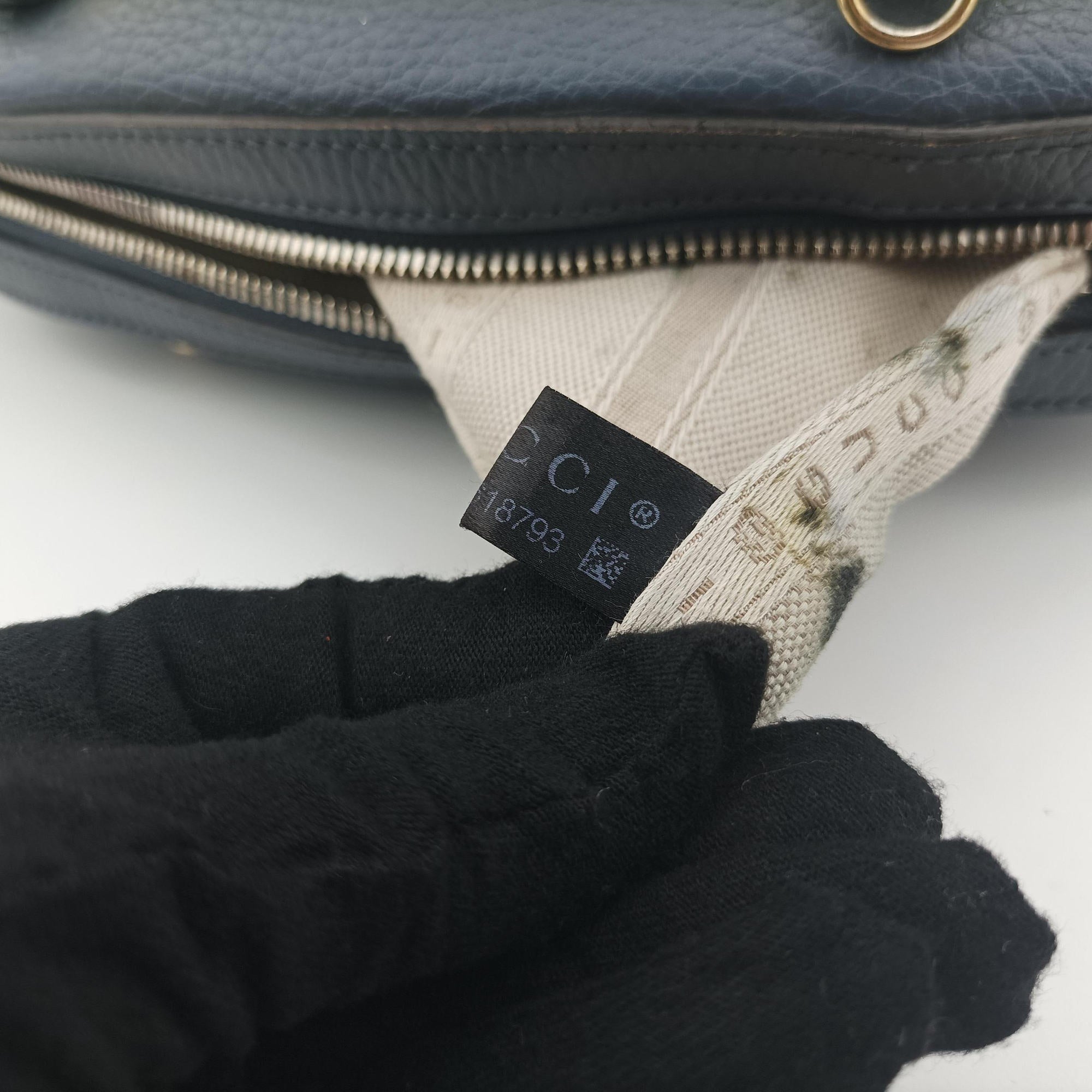 Vintage Gucci lady dollar Blue Leather 388560 shoulderbag | stylenewstar