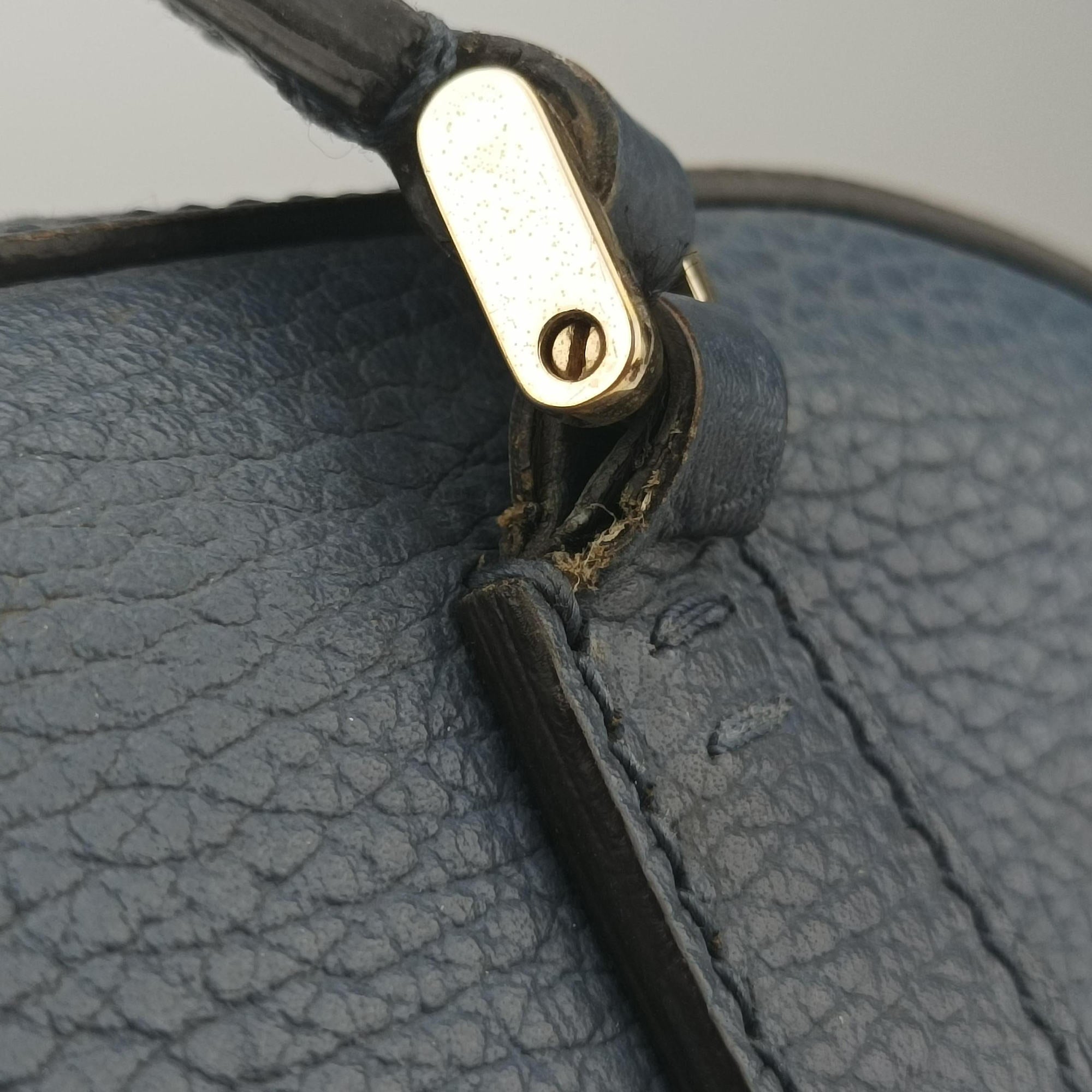 Vintage Gucci lady dollar Blue Leather 388560 shoulderbag | stylenewstar