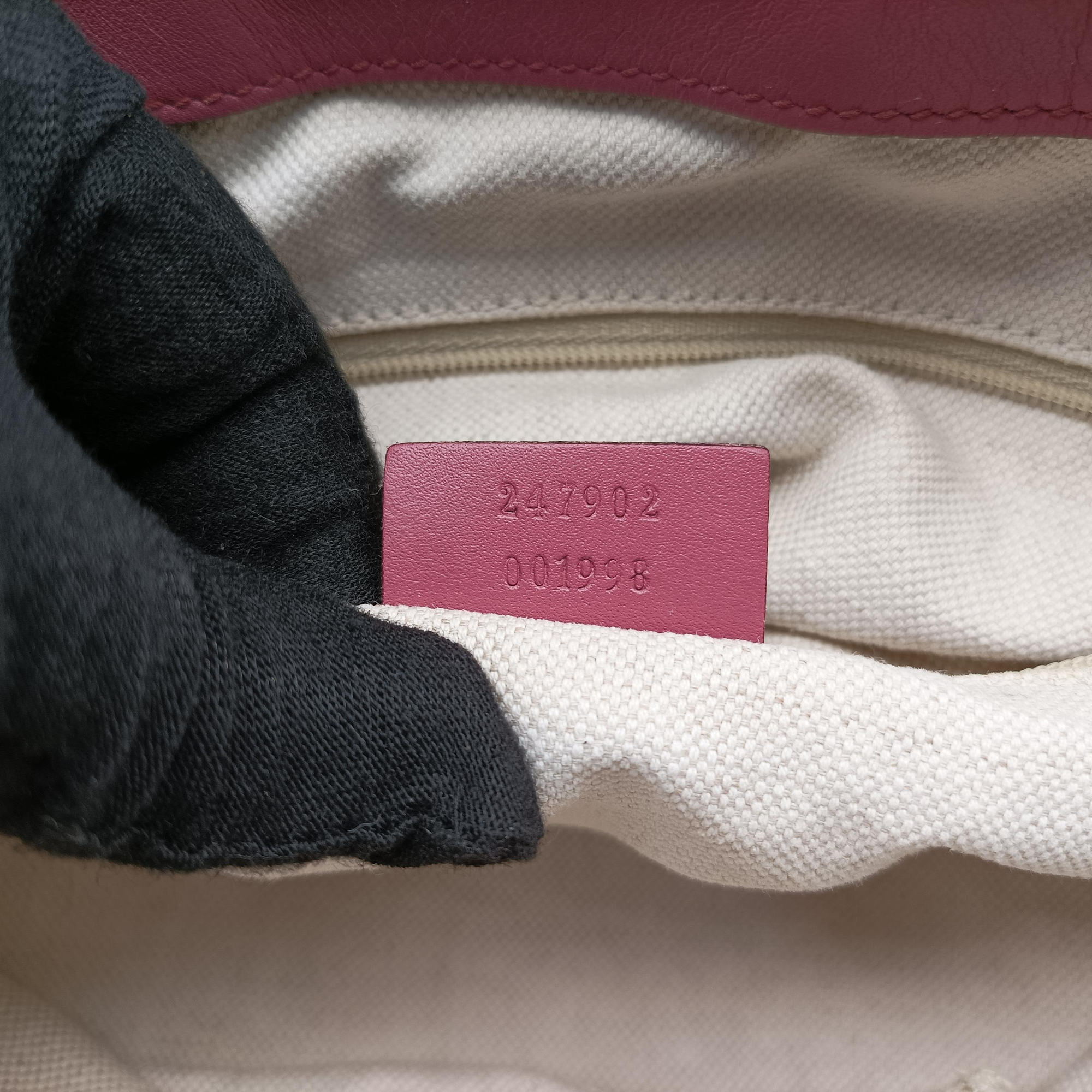 Pre-owned Gucci Sukey Beige × Pink canvas×leather 247902 shoulderbag | stylenewstar
