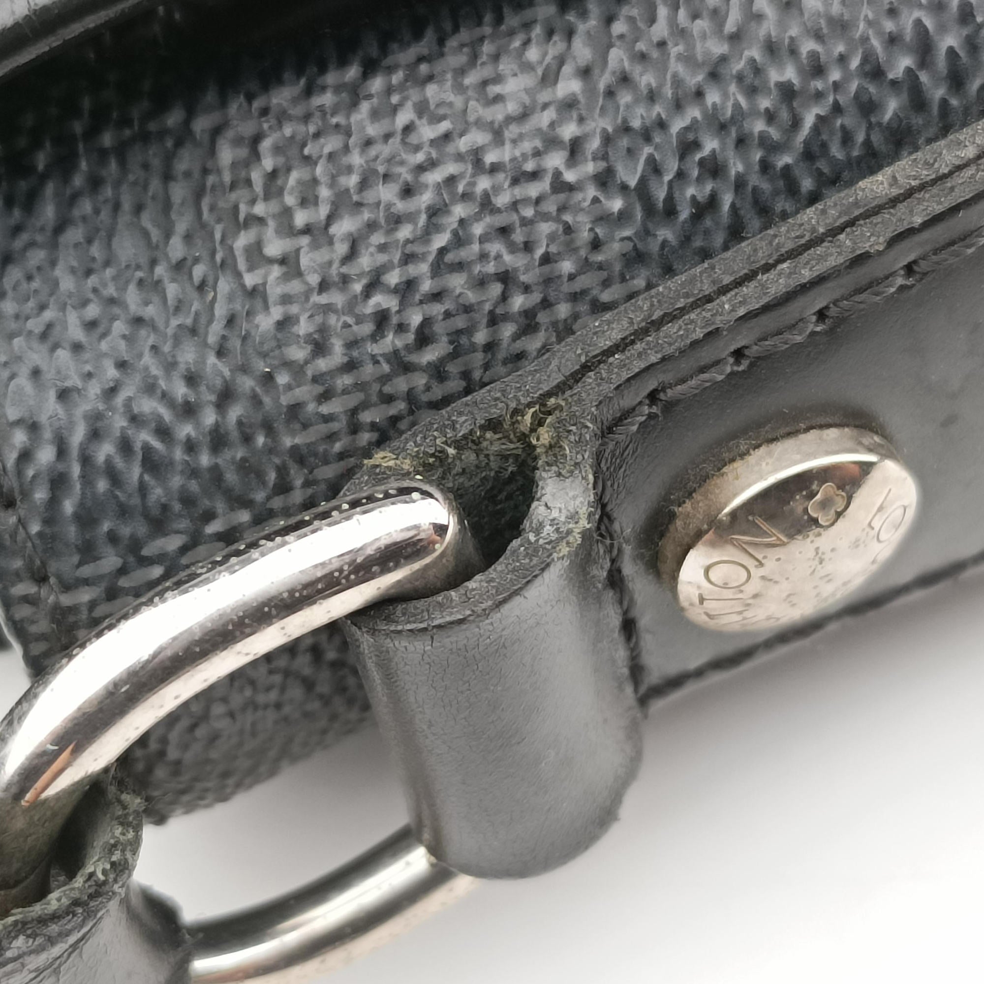 Secondhand Louis Vuitton DANIEL MM Noir Damier Graphite N58029 shoulderbag | stylenewstar