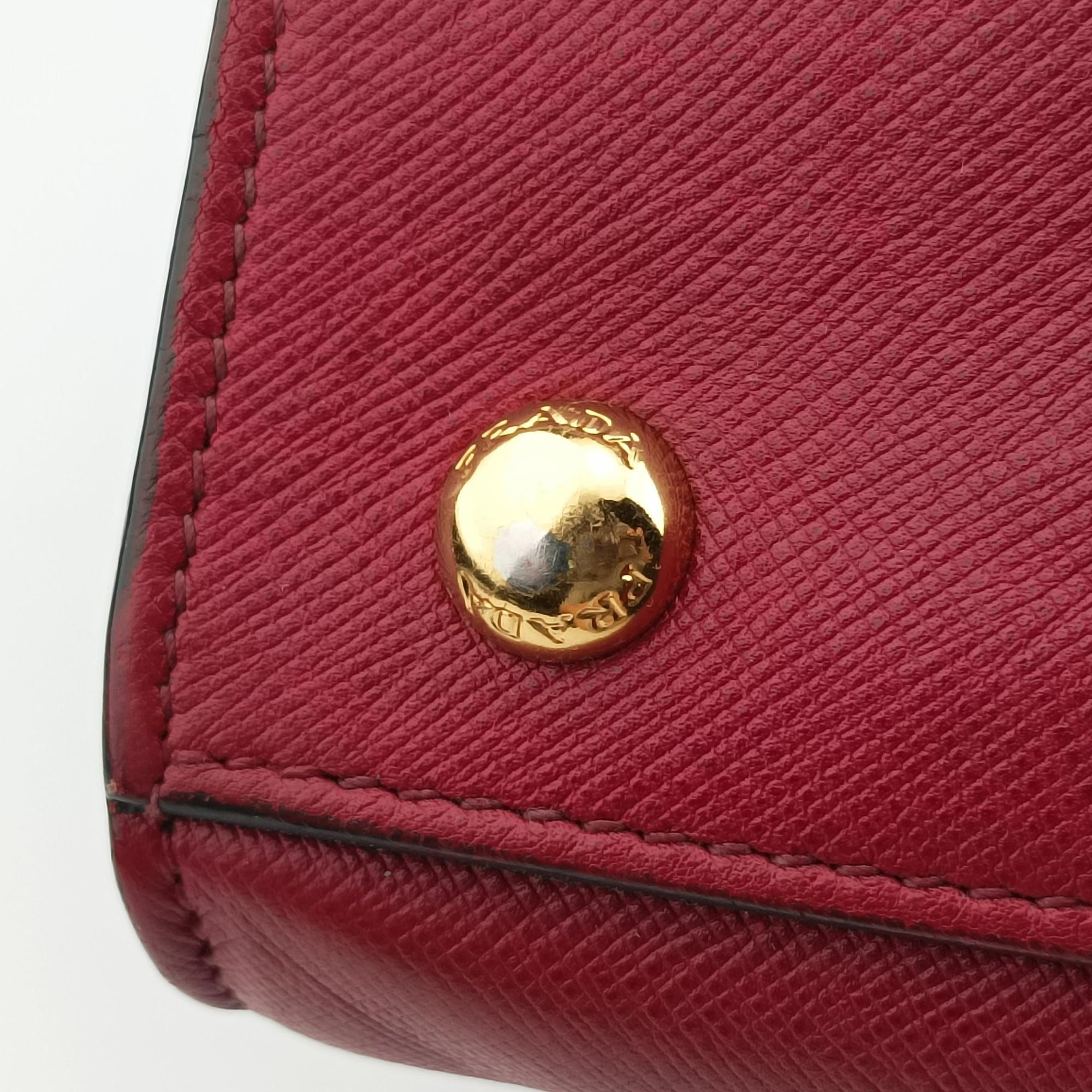 Pre-owned Prada Galleria Red SAFFIANO Leather BN2606 shoulderbag | stylenewstar