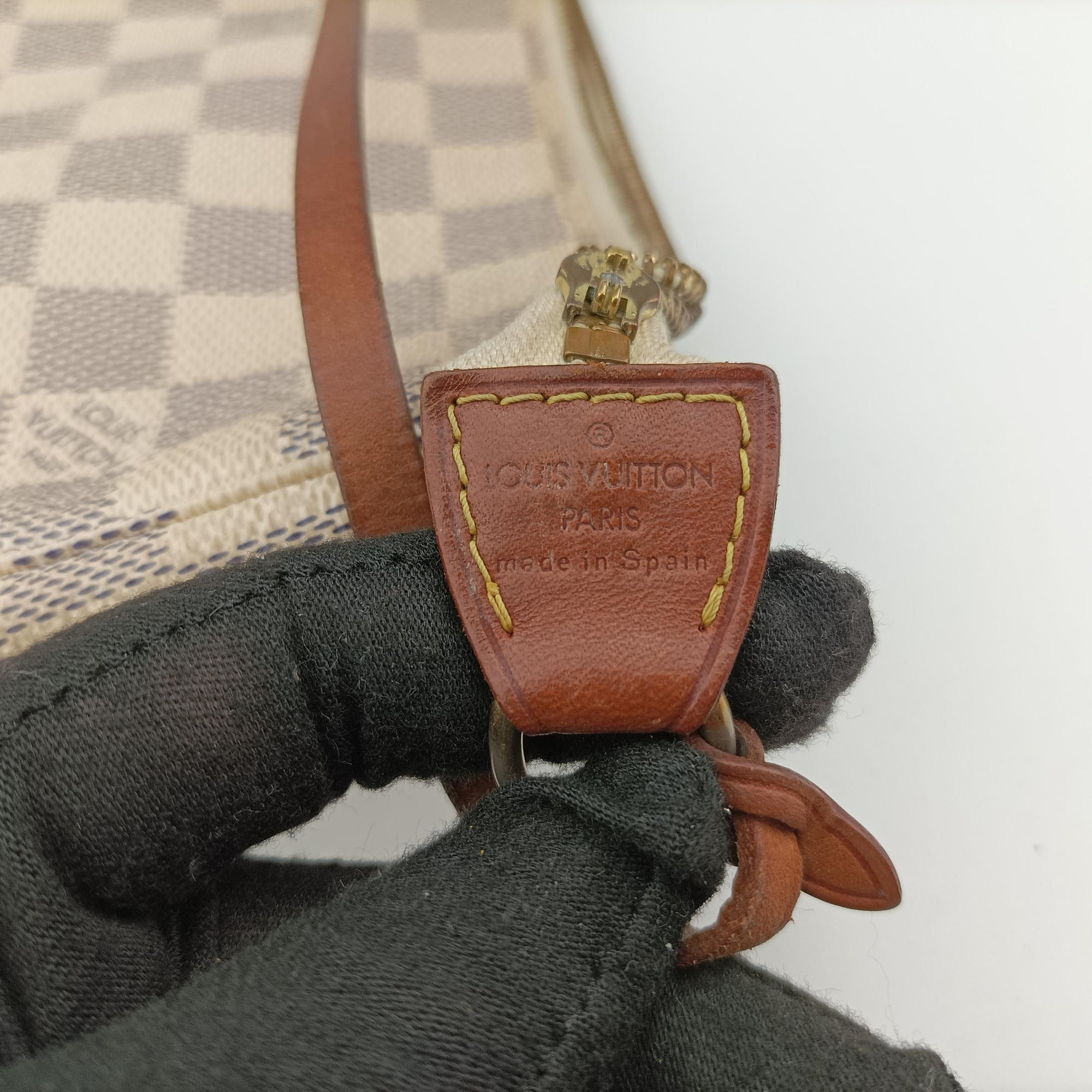 Pre-owned Louis Vuitton Mini Pochette Accessoires Azur Damier Canvas N58010 handbag | stylenewstar
