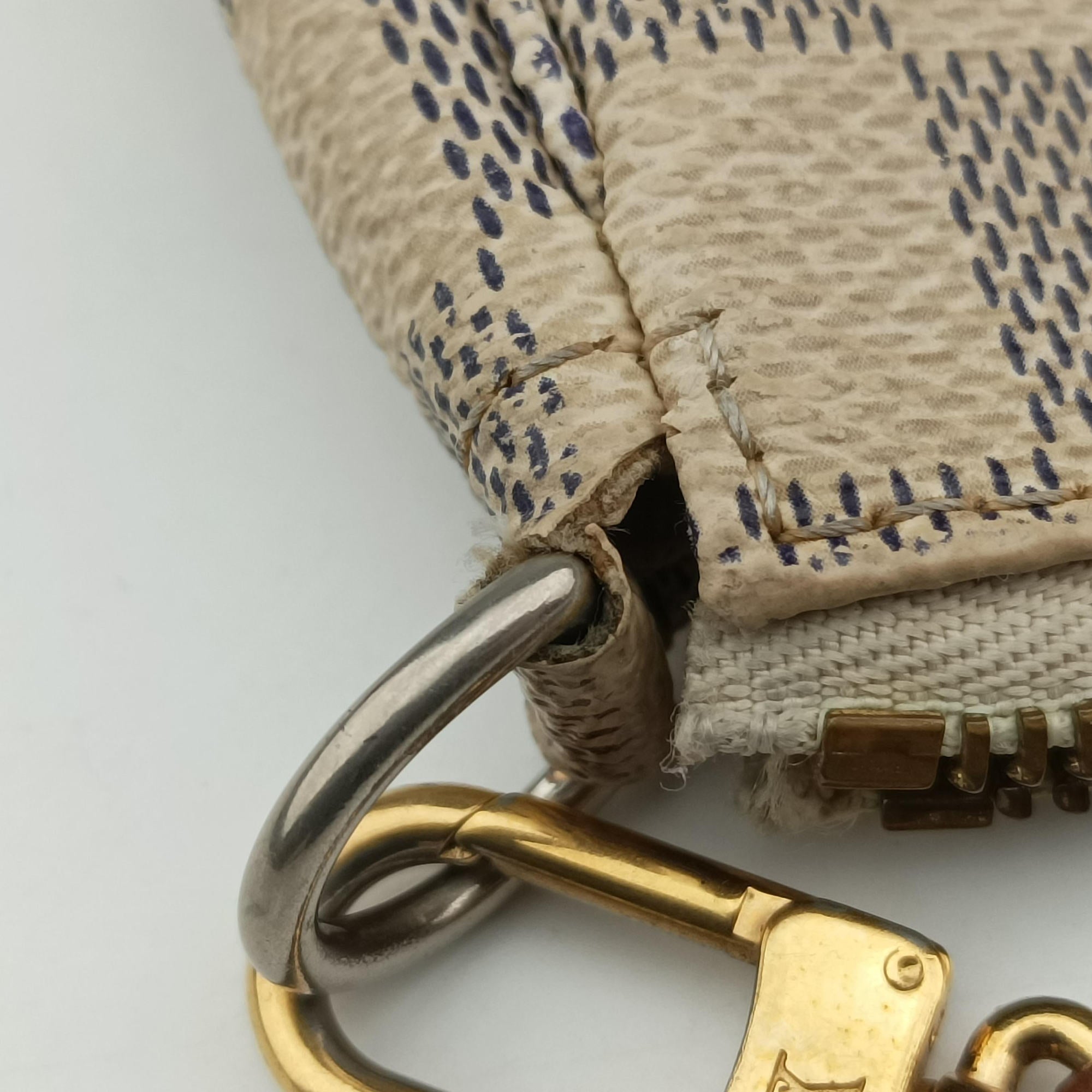 Pre-owned Louis Vuitton Mini Pochette Accessoires Azur Damier Canvas N58010 handbag | stylenewstar