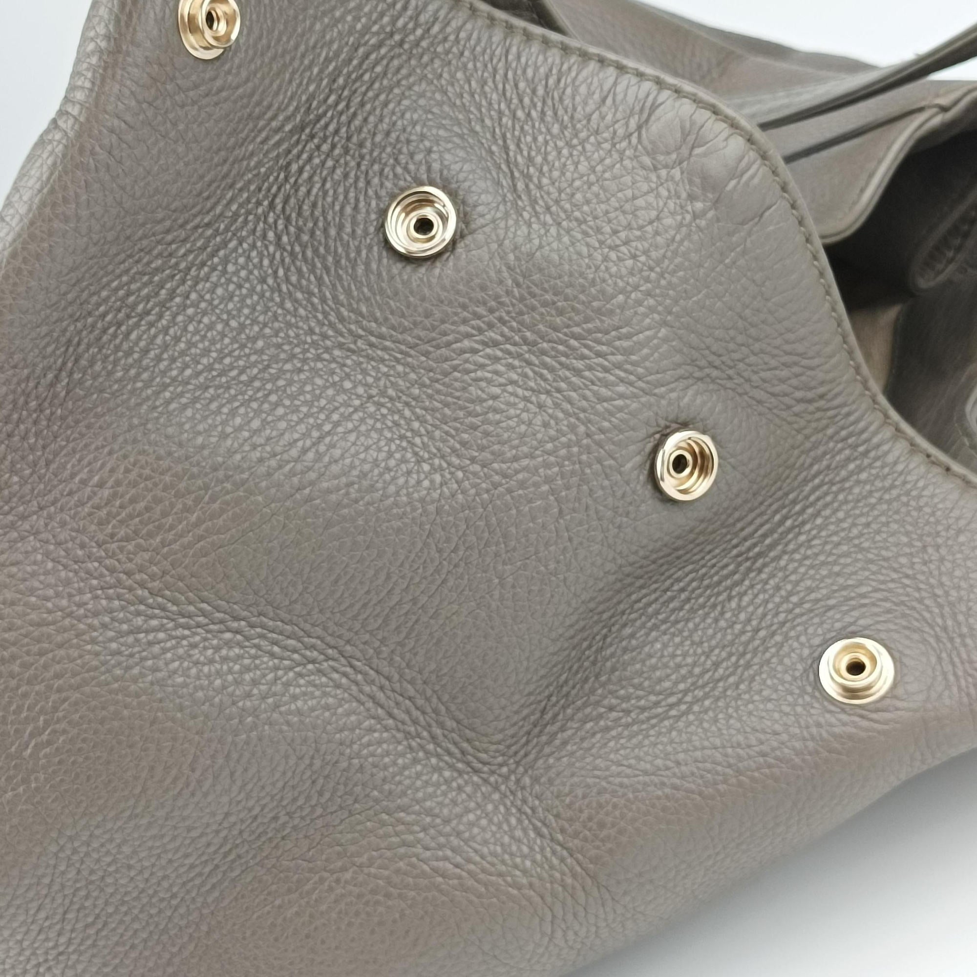 Pre-owned Gucci Greenwich Medium Grey Leather 268747 handbag | stylenewstar