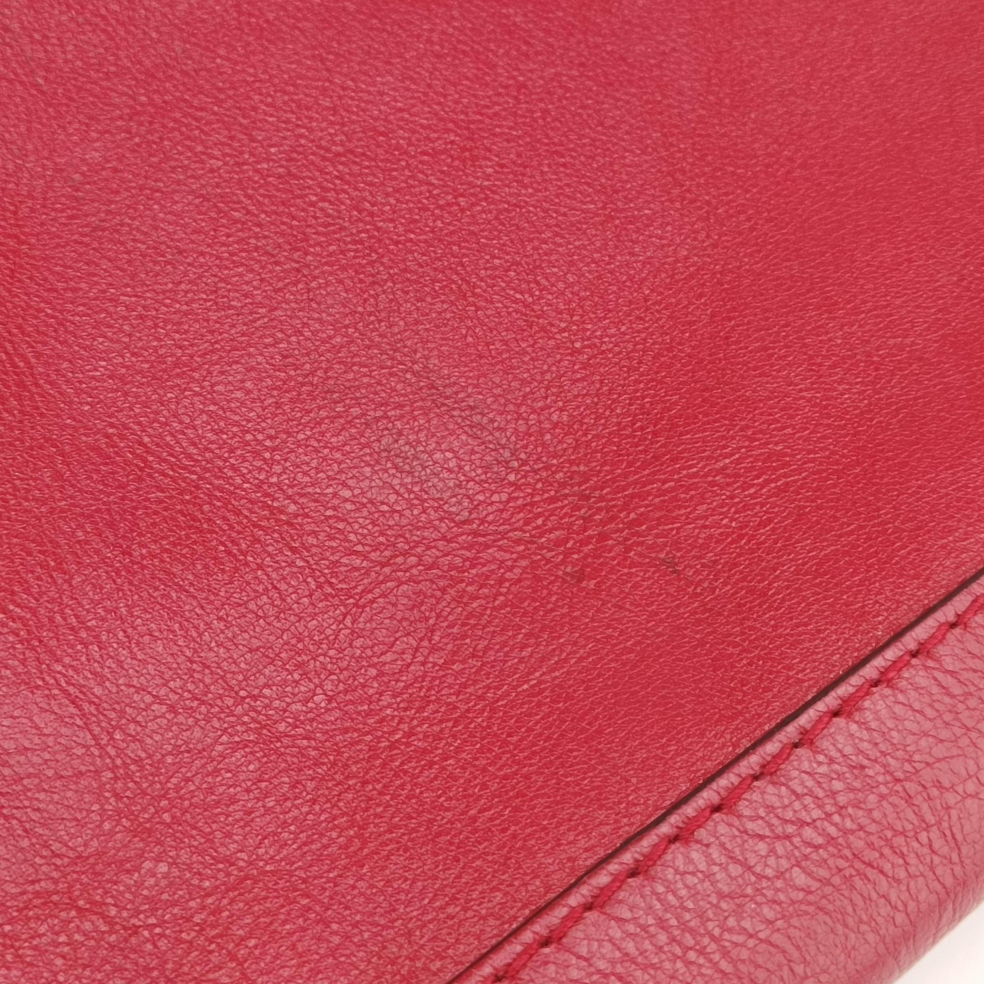 Pre-owned Gucci Re(Belle) Red Leather 515937 handbag | stylenewstar