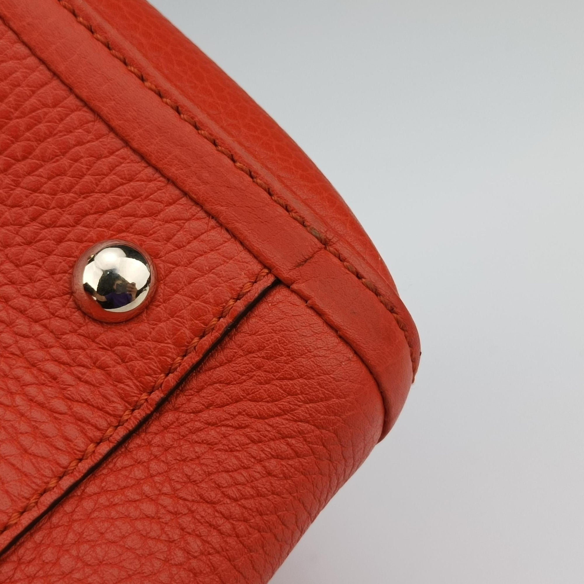 Pre-owned Gucci Soho Orange Leather 369176 shoulderbag | stylenewstar