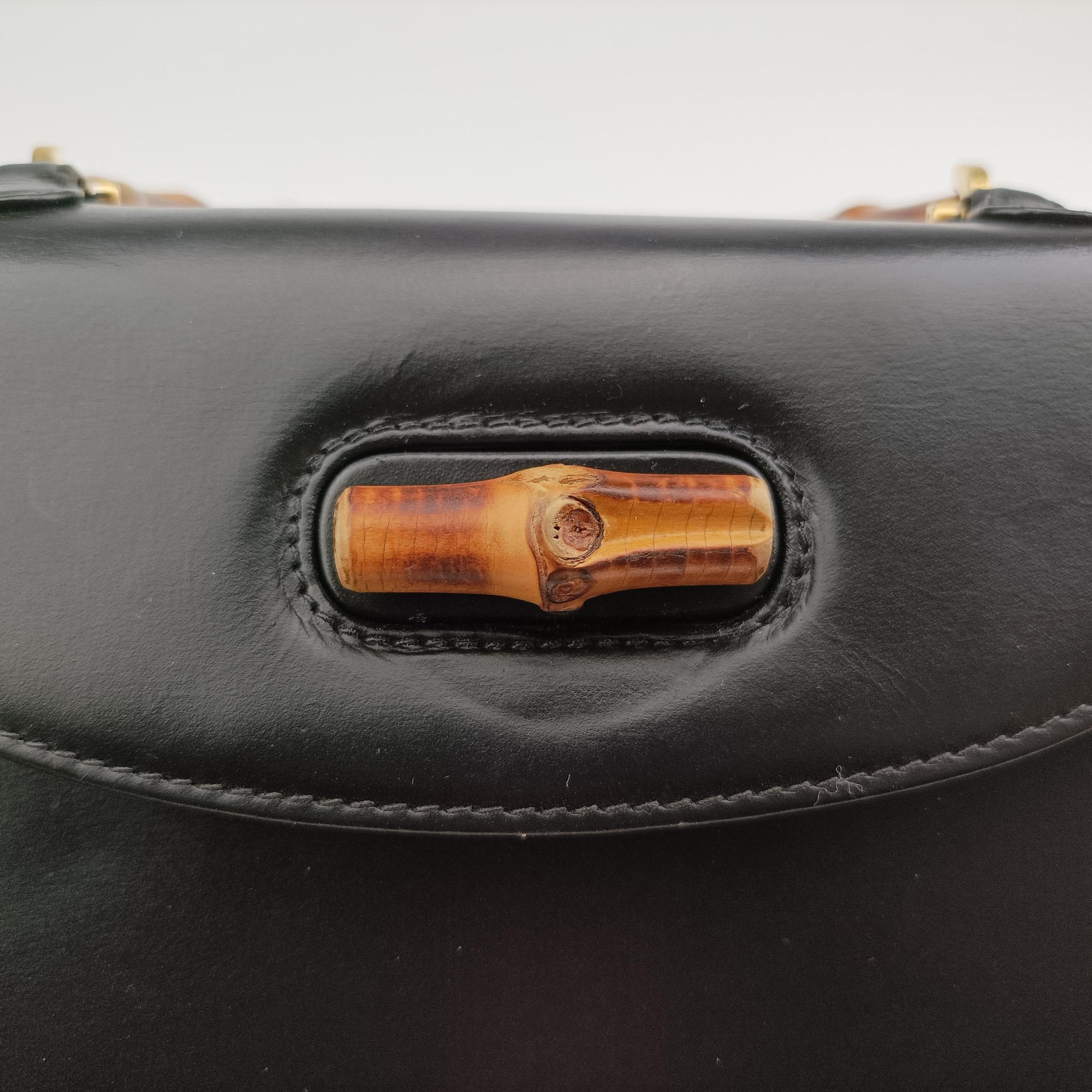 Vintage Gucci Bamboo Black Leather 000 46 handbag | stylenewstar