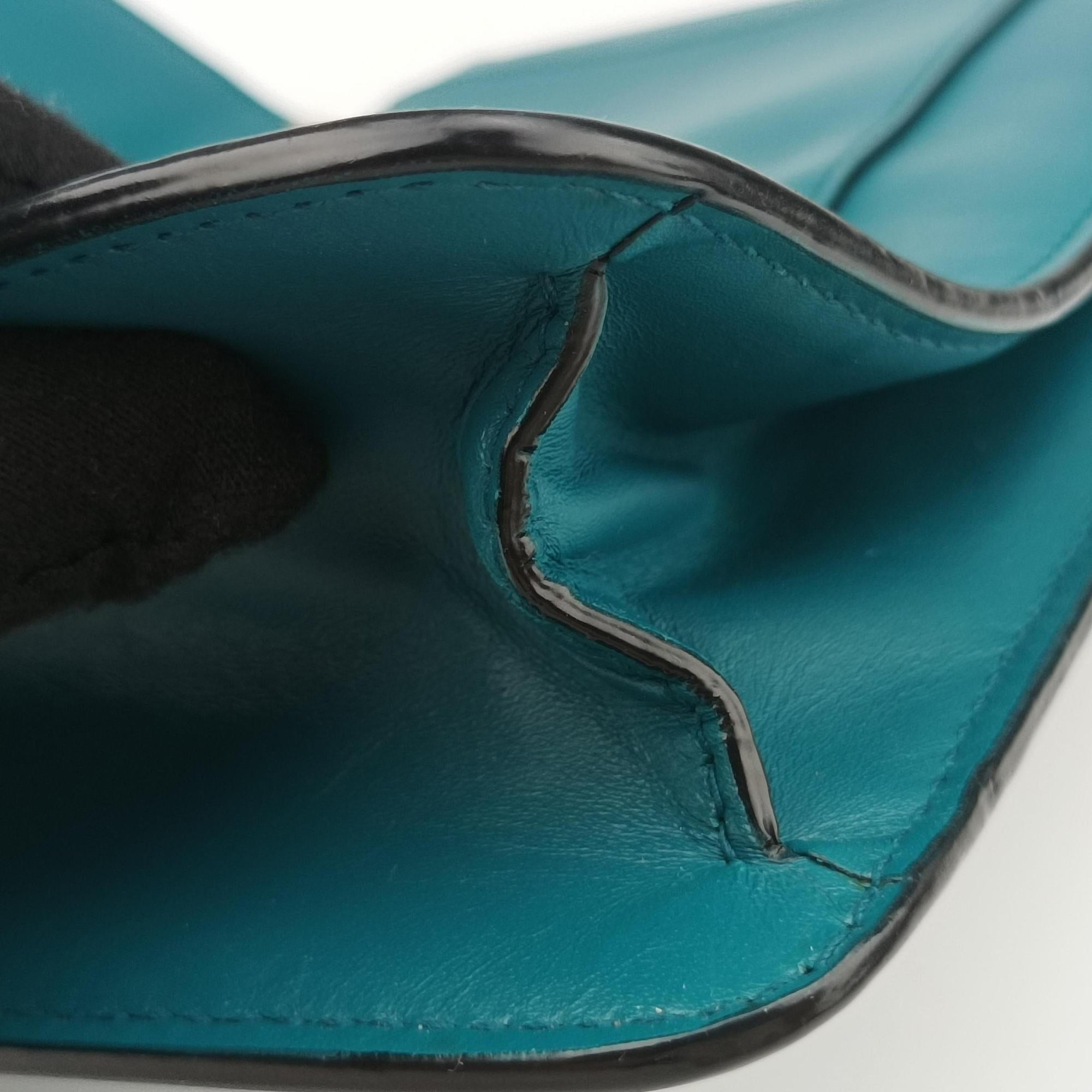 Pre-owned Bvlgari SERPENTI FOREVER Blue Leather  shoulderbag | stylenewstar
